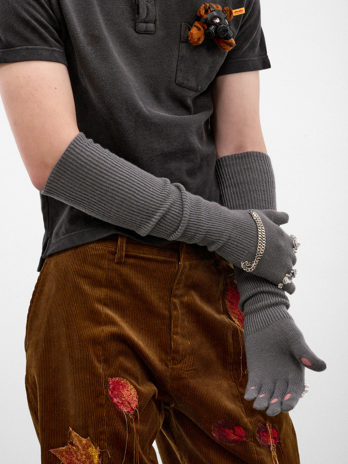 Gray Pearl & Crystal Gloves (26AW80GV07-GREY)