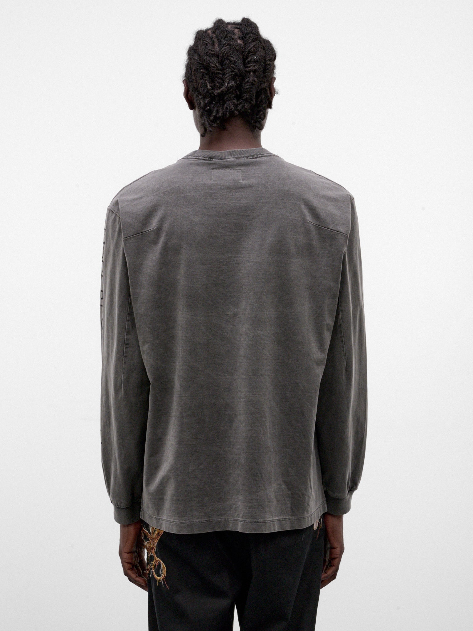 Charcoal Carbon Dioxide Long Sleeve (26AW41CS458-CHARCOAL)