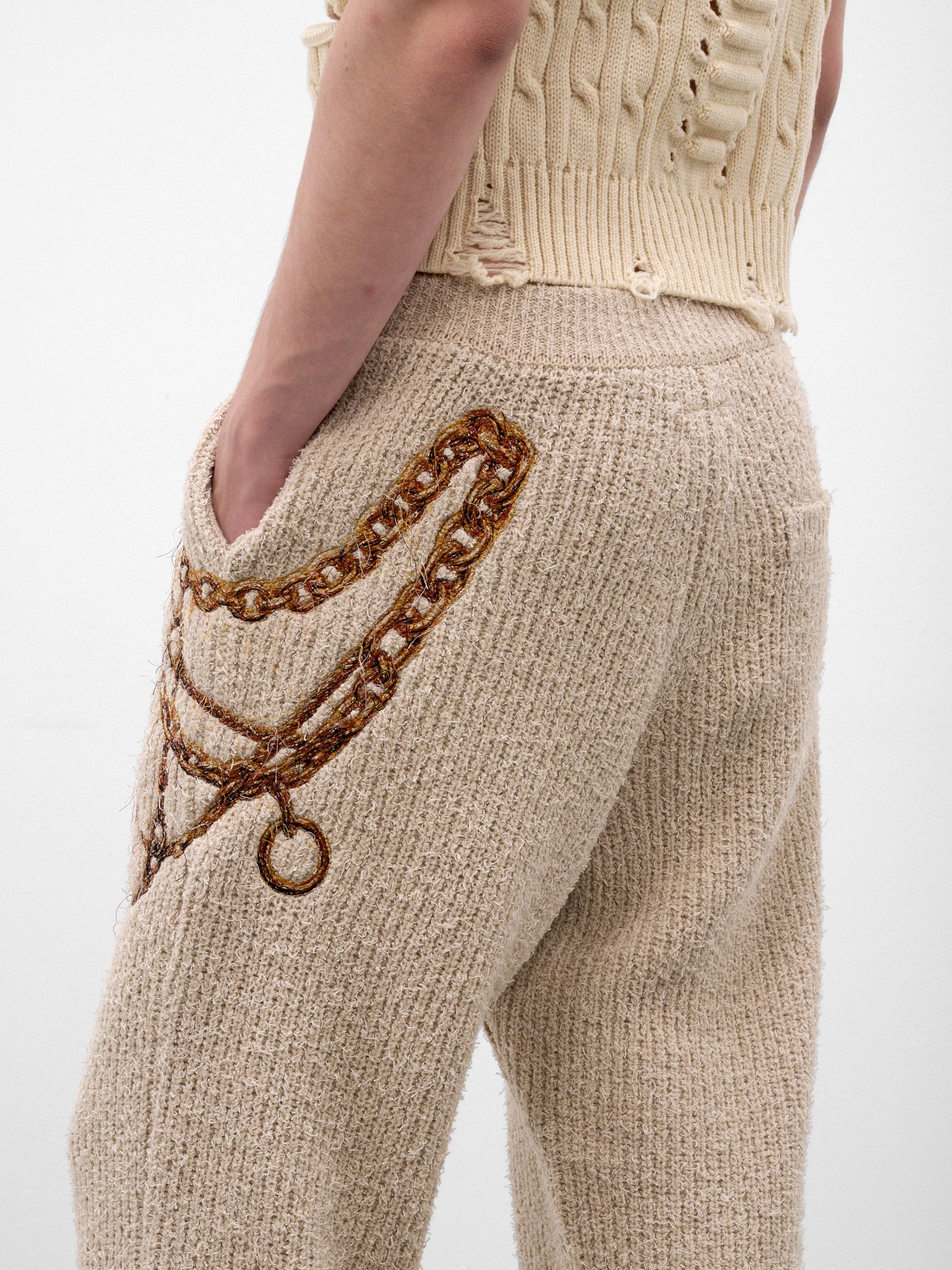 Beige Chain Embroidery Knit Trousers (26AW56KN230-BEIGE)