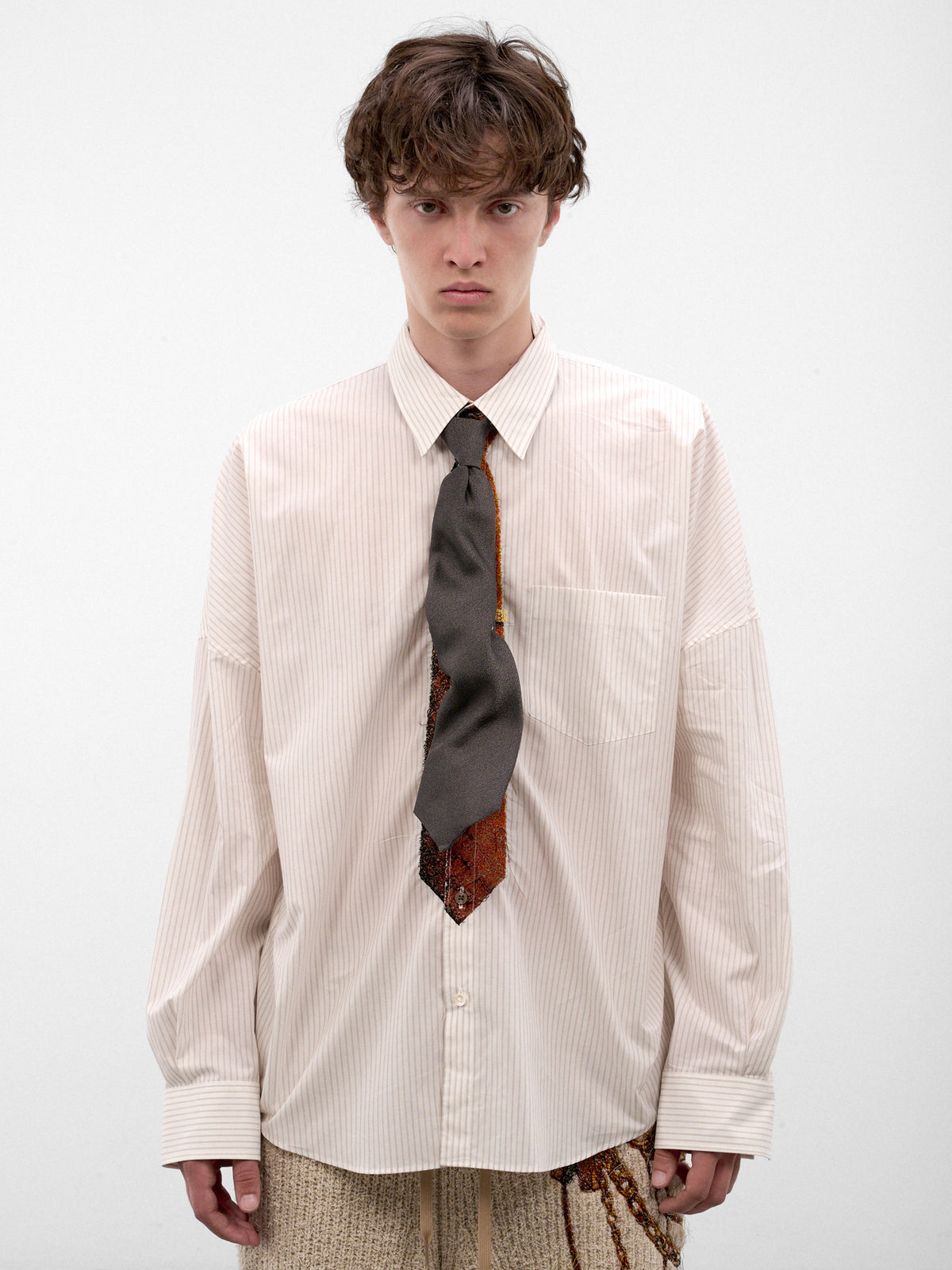 Gray Textured Ruched Necktie (26AW82TE14-1-GREY)