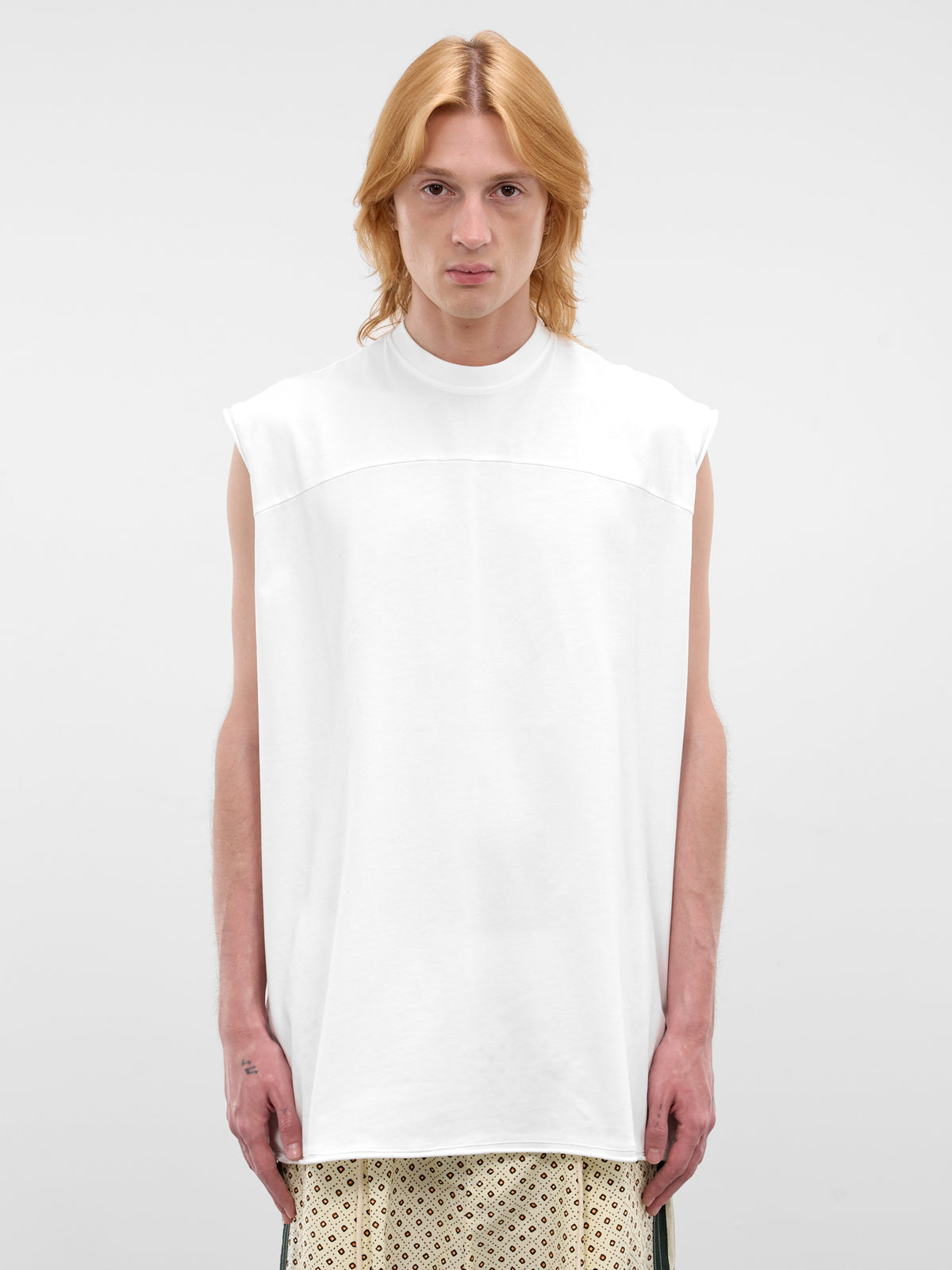 White Stripe Band Muscle Tee (26E96MUJ13-001-WHITE)