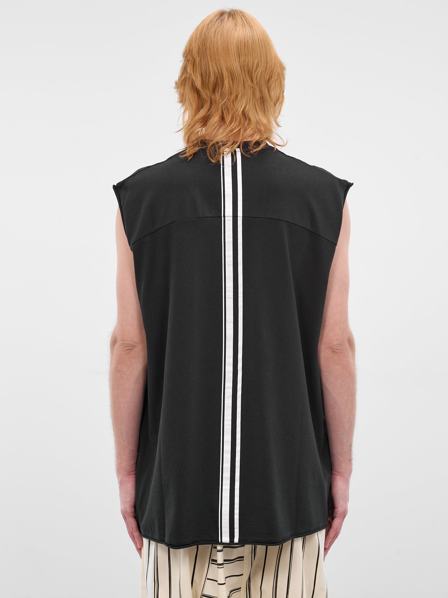 Black Stripe Band Muscle Tee (26E96MUJ13-999-BLACK)
