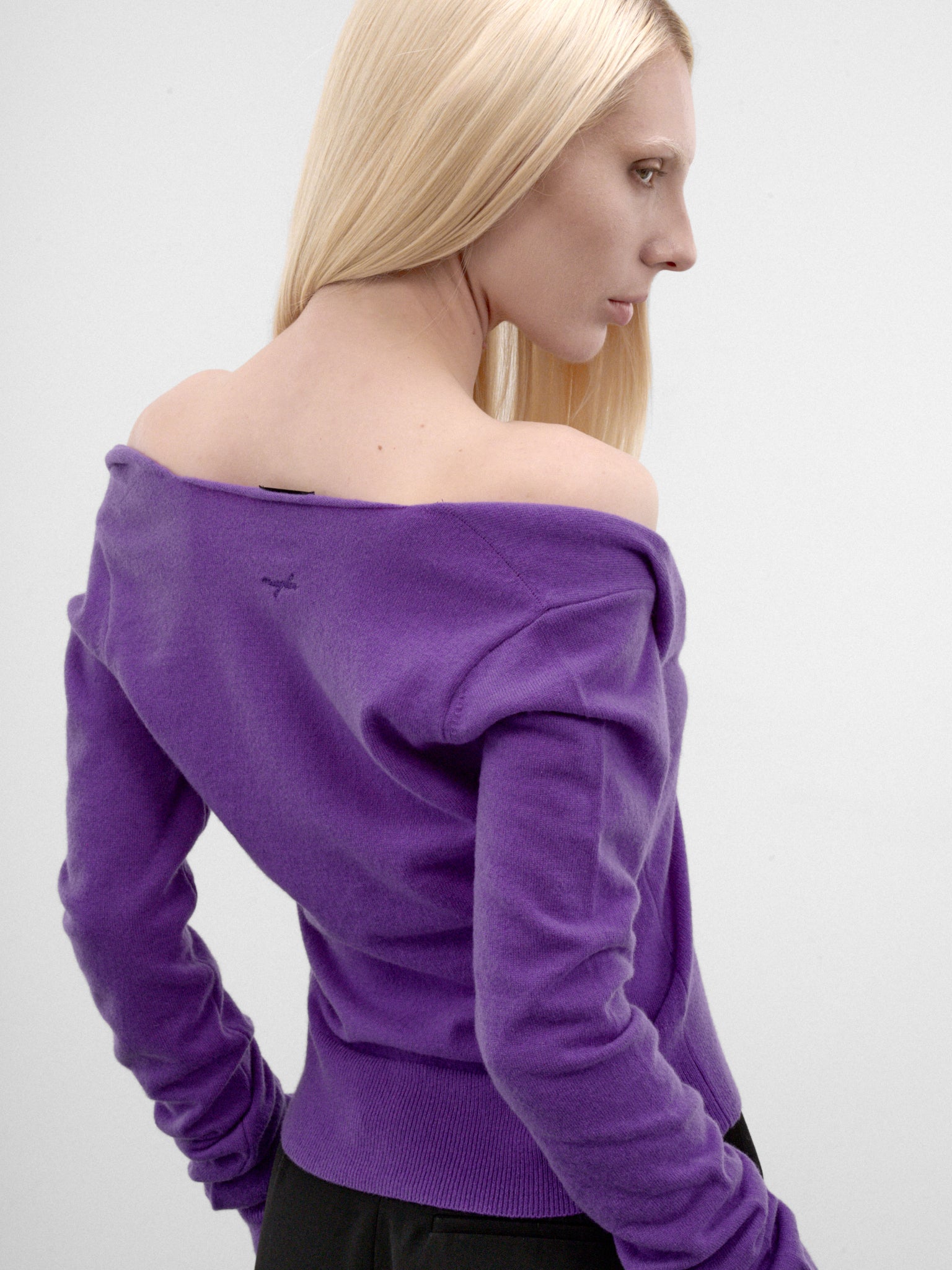 Purple Cashmere Off-Shoulder Top (26F2TO09091144-PURPLE)