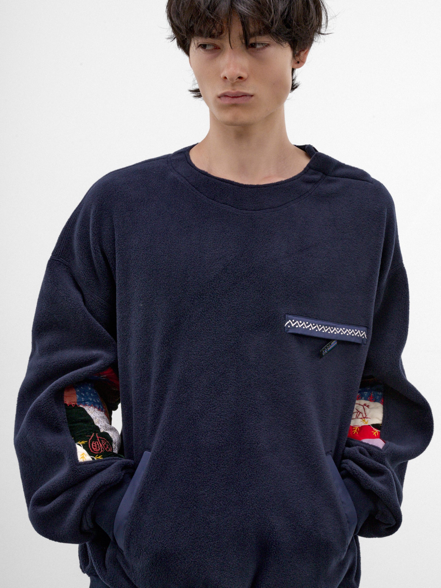 Navy Quilt Patchwork Sleeves Sweater (26FW-B-06-NAVY)
