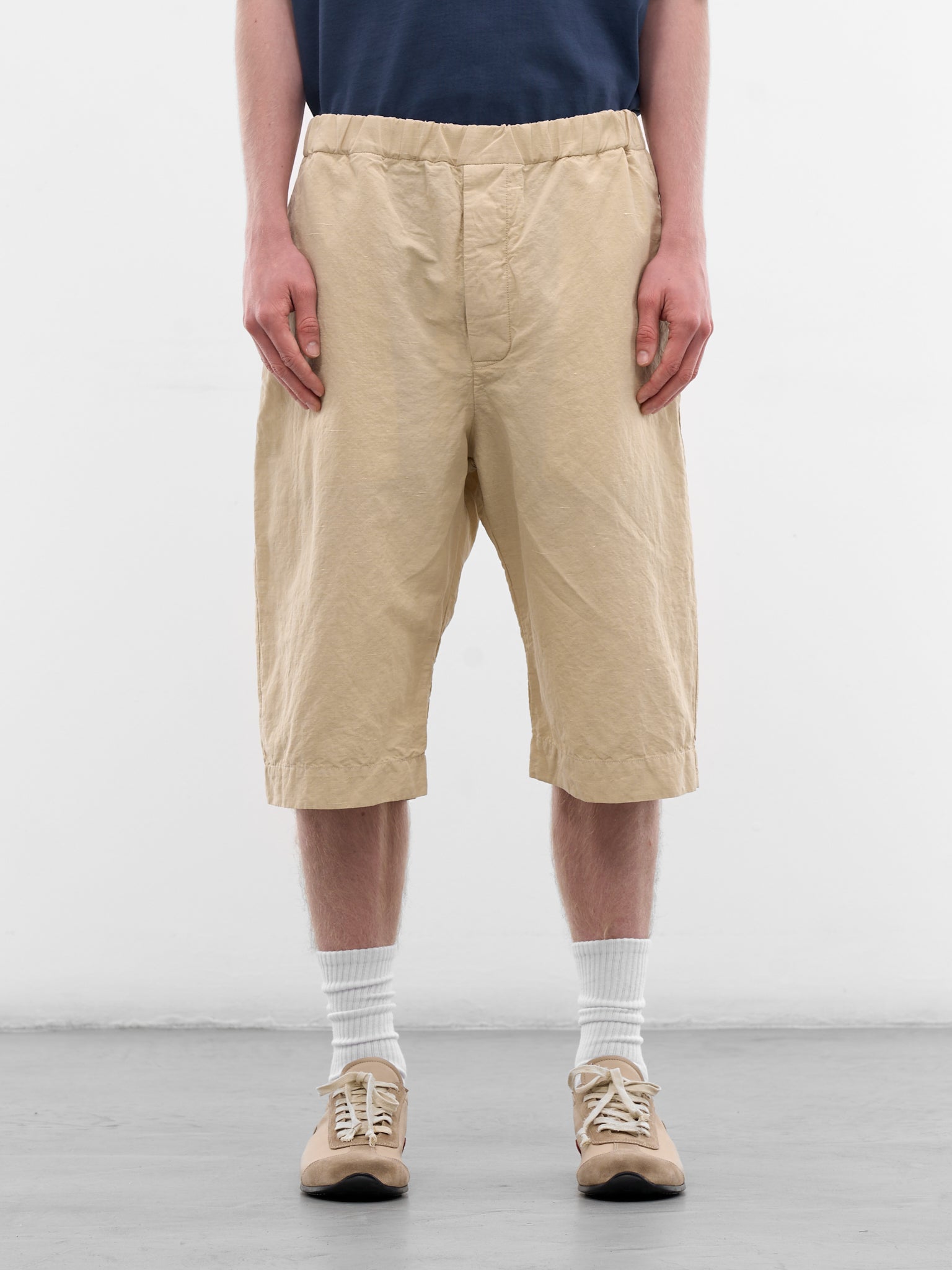 Ivory Jog Ah Cropped Pants (26HP303-IVORY)