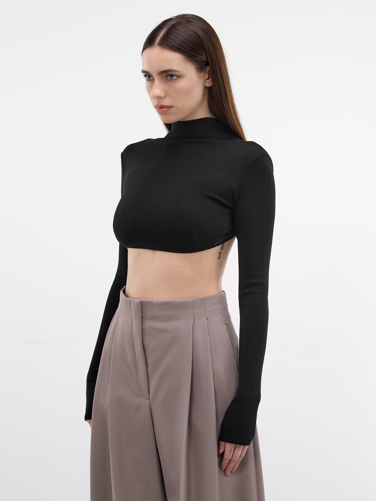 Black Mock-Neck Cropped Top (26P2T008571137-BLACK)