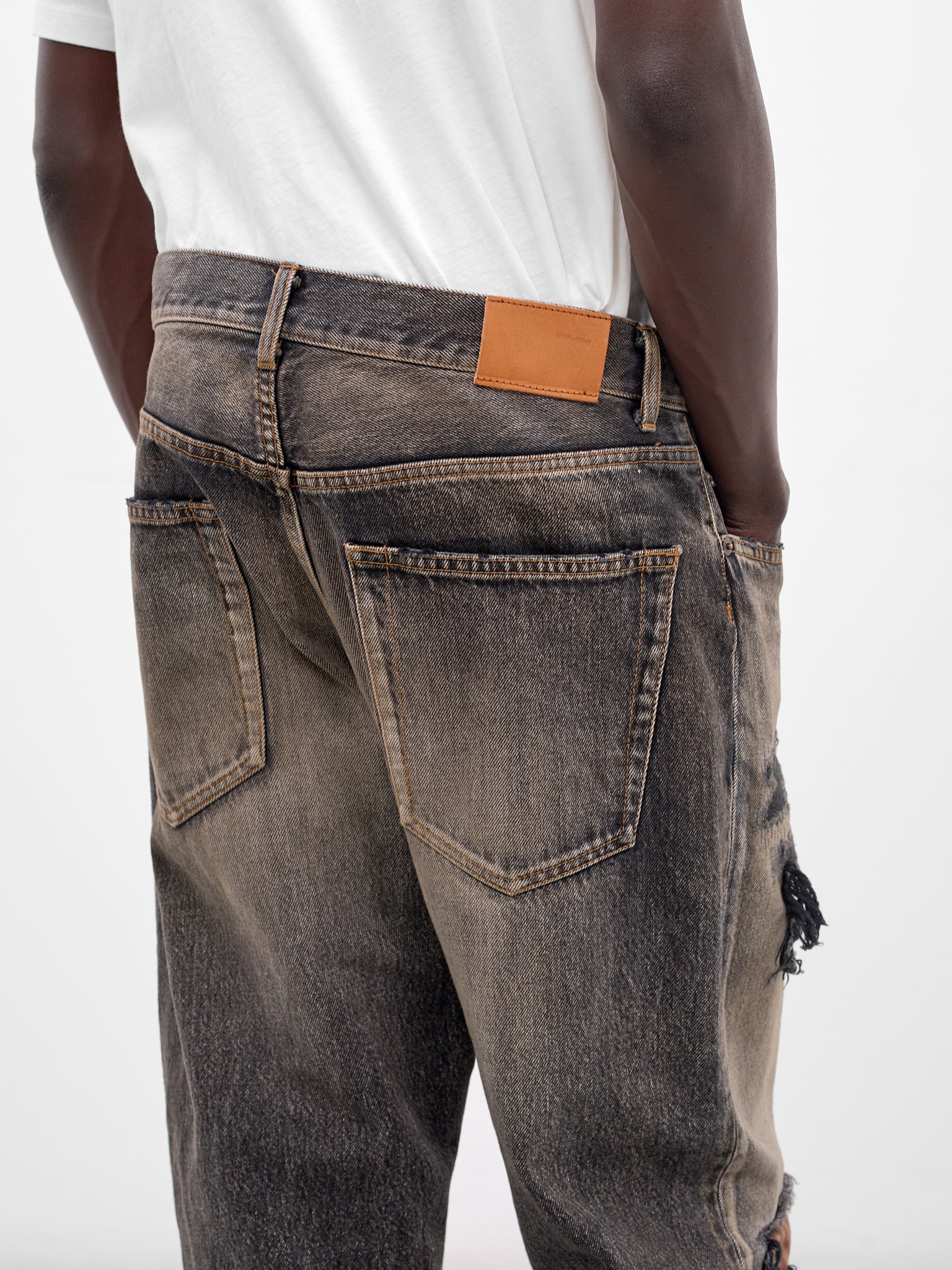 Black Distressed Patches Denim Jeans (26SS-P-04-BLACK)