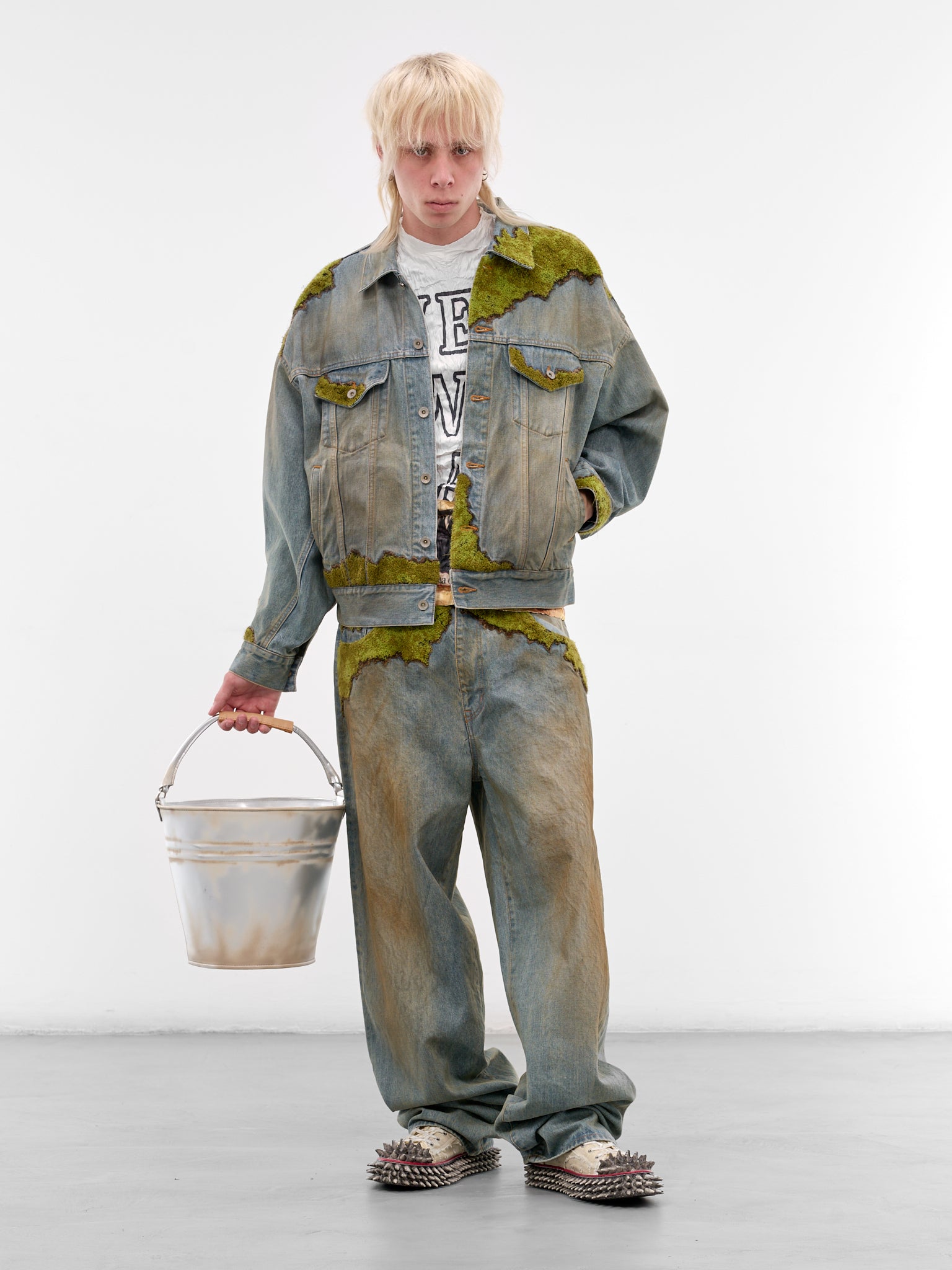 White Truffle Can Graphic Tee (26SS31CS425-TRUFFLE)