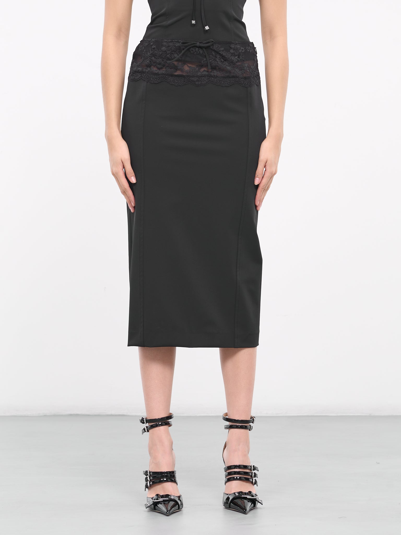 Lace Skirt (2G167A-N0990-BLACK)