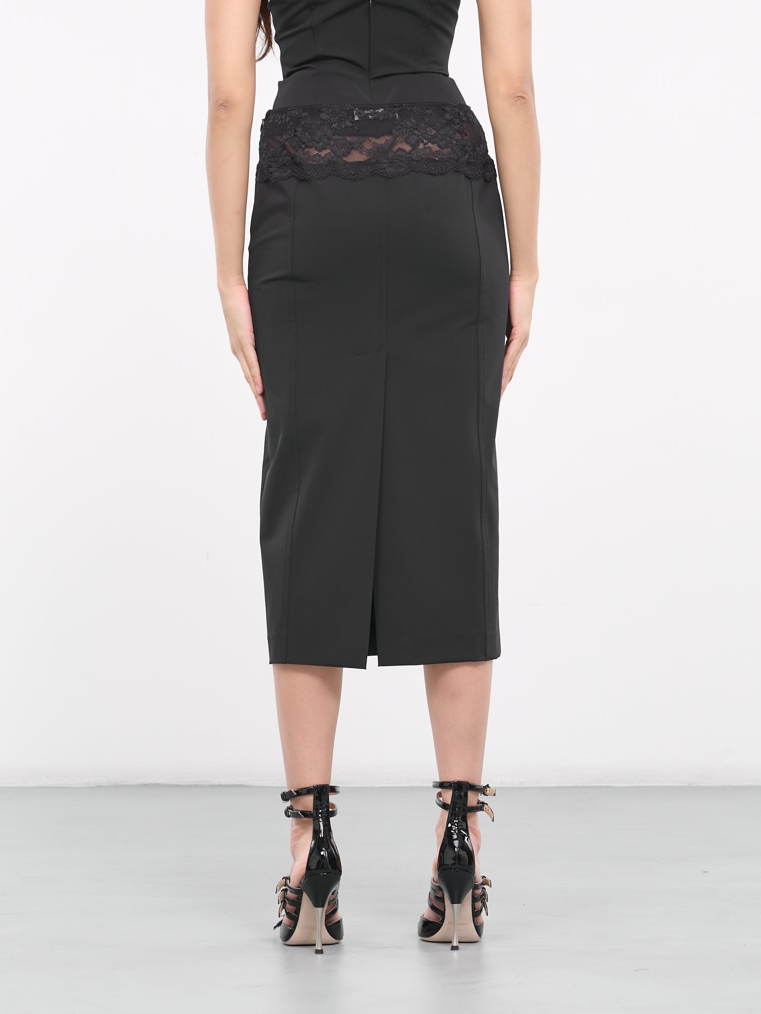Lace Skirt (2G167A-N0990-BLACK)