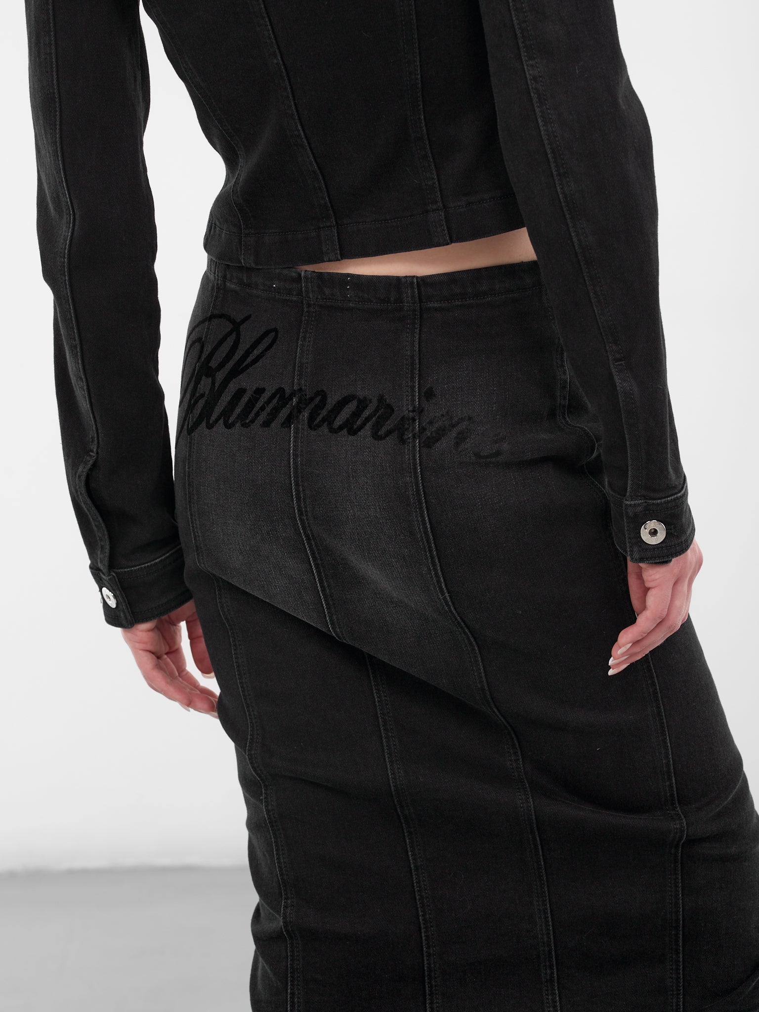 Black Midi Penci Skirt (2J223A-N0990-BLACK)