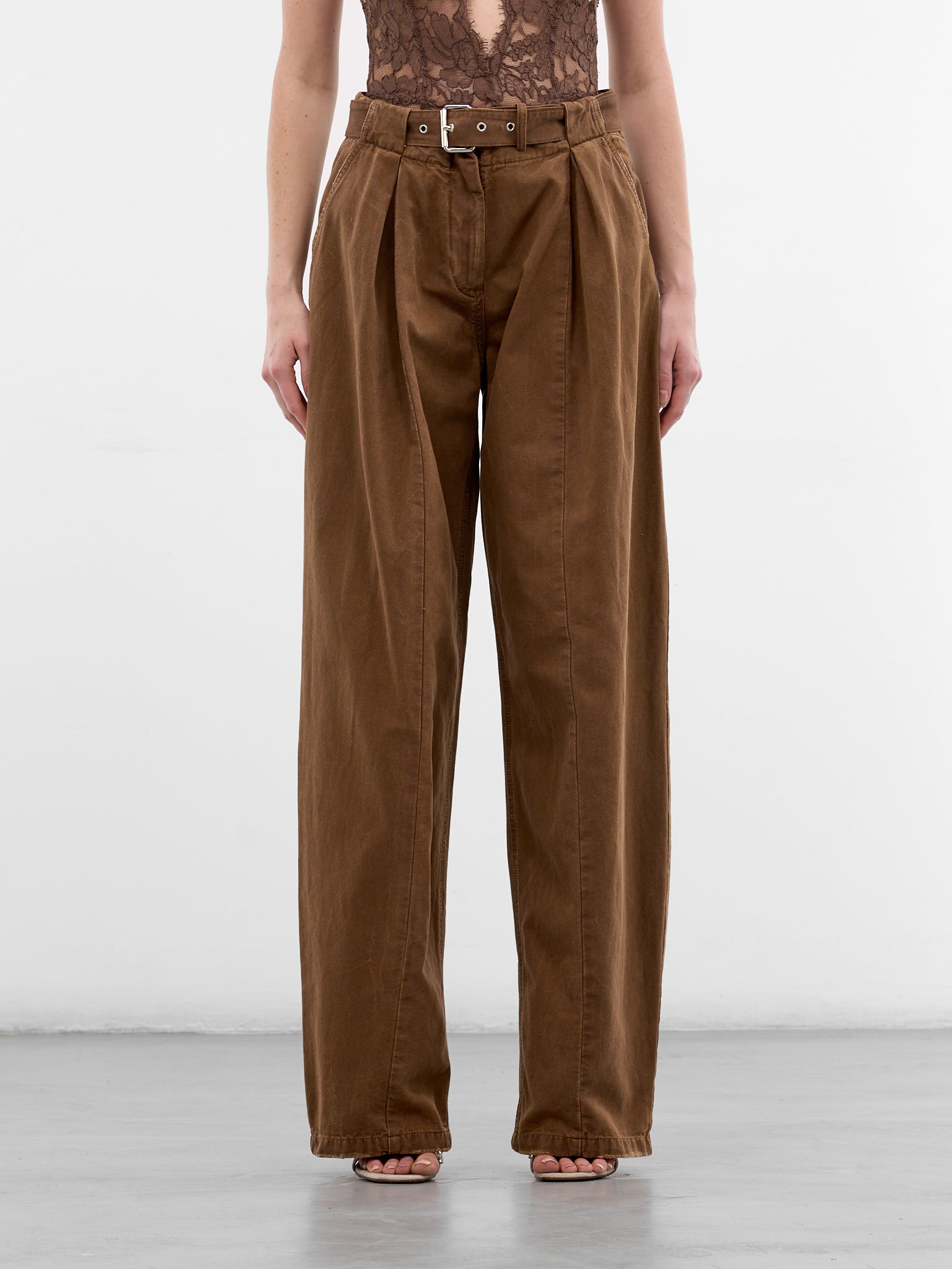 Brown Canvas Pleated Wide Trousers (2J226A-N0517-TOFFEE-BROWN)