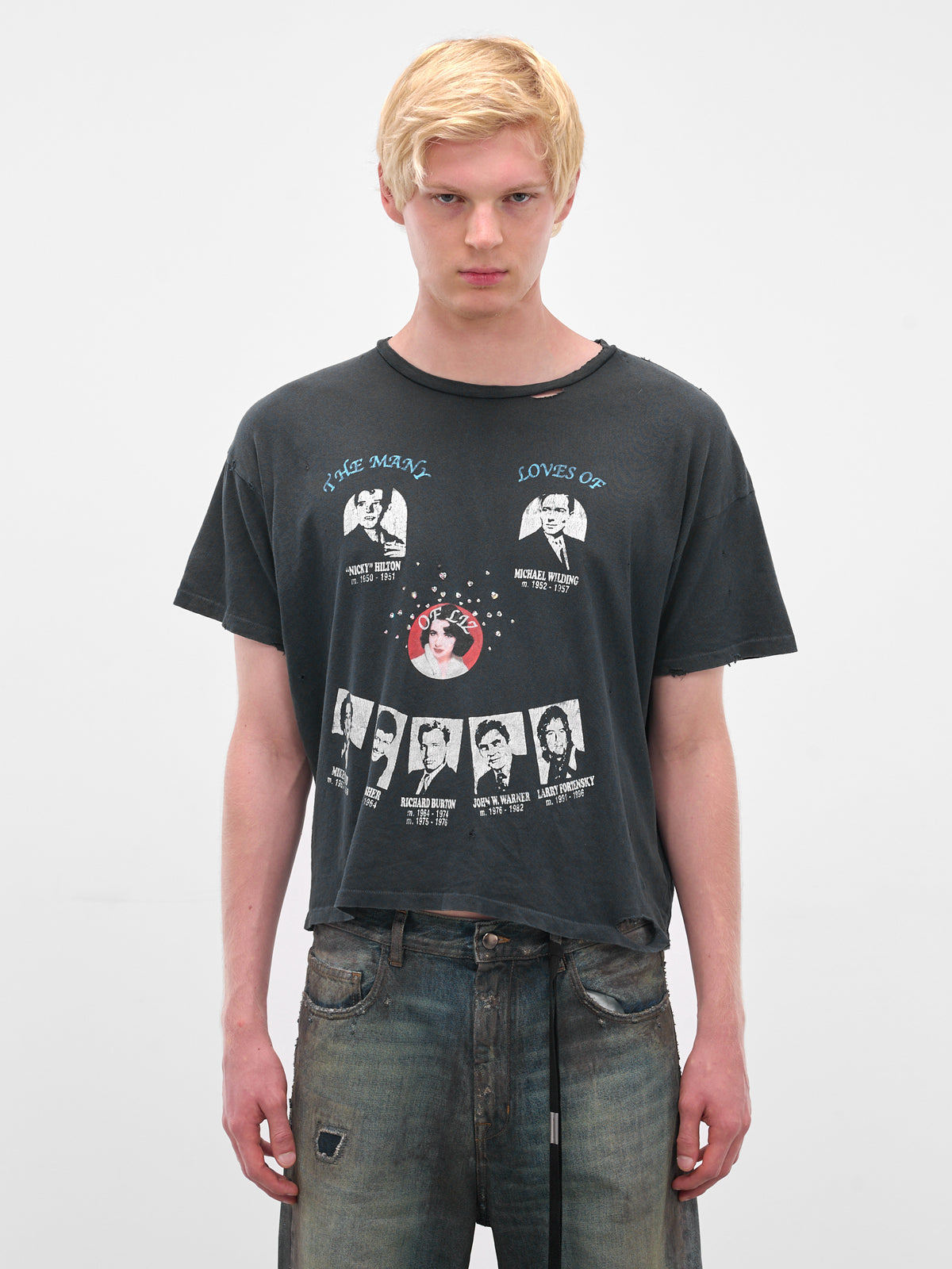 Black 'Loves Of Liz' Graphic Tee (2U003Q3009VBK-BLACK)