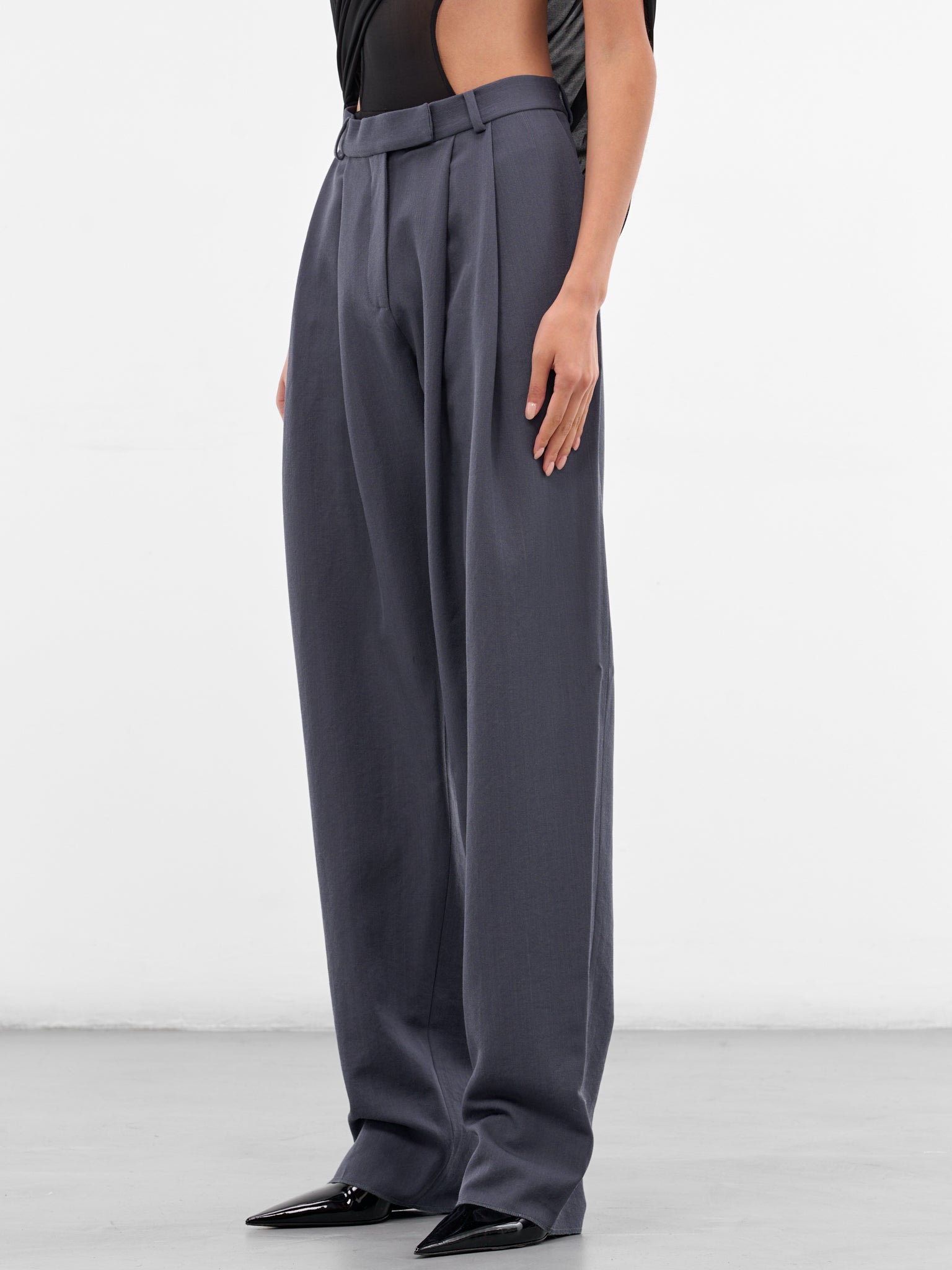 Gray Wool Tailored Pleated Trousers (319-T02-GREY)