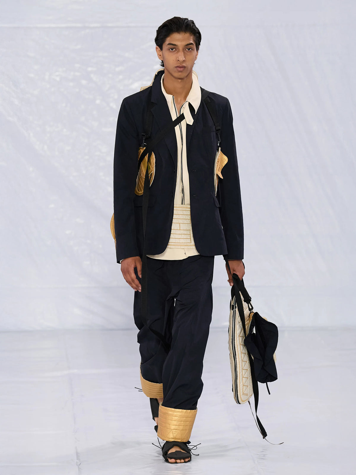 Black Packable Quilted Jacket (CG-CWOJKT47-BLACK)