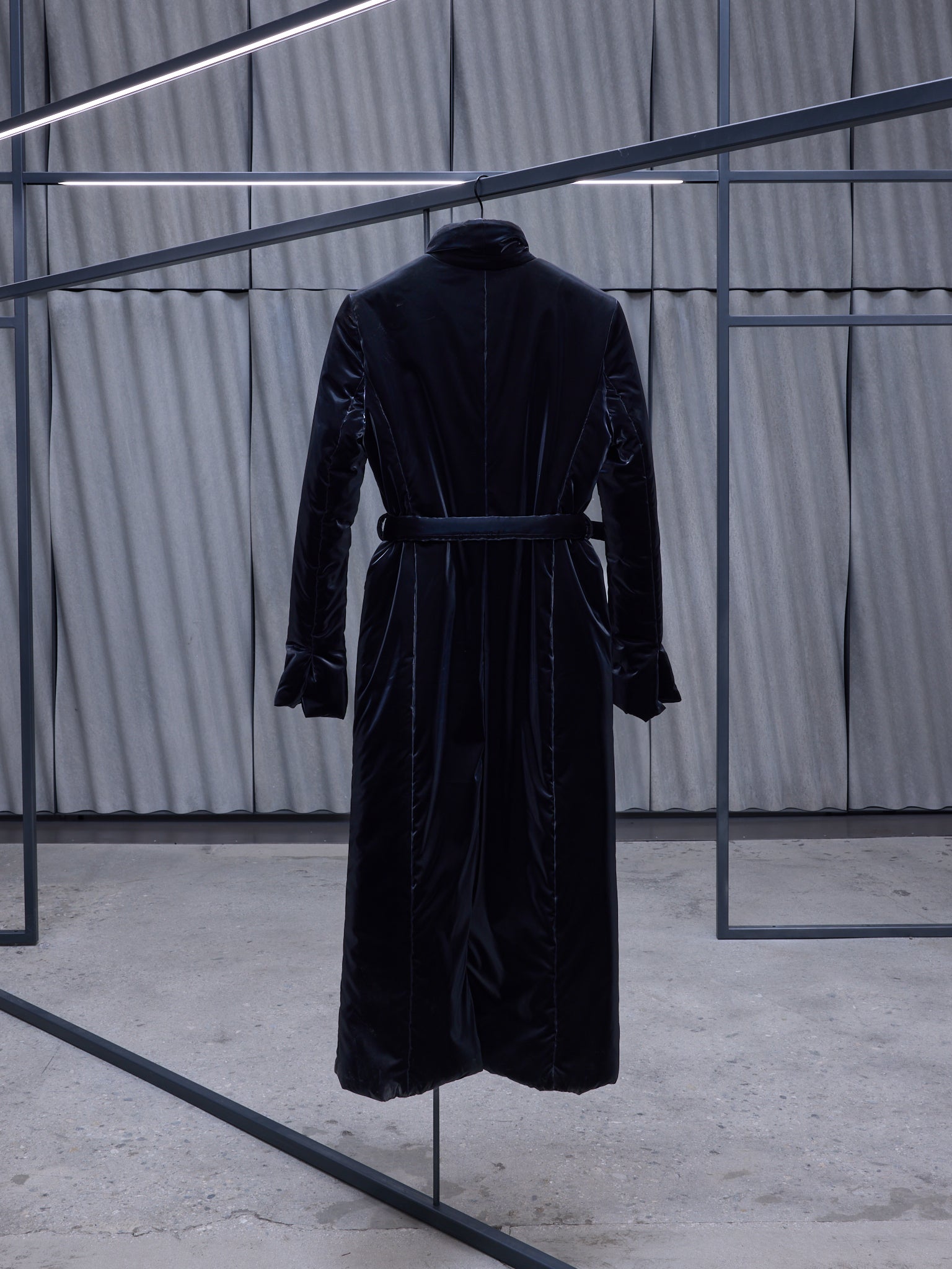 Black Signature Split Puffer Coat (903202-BLACK)