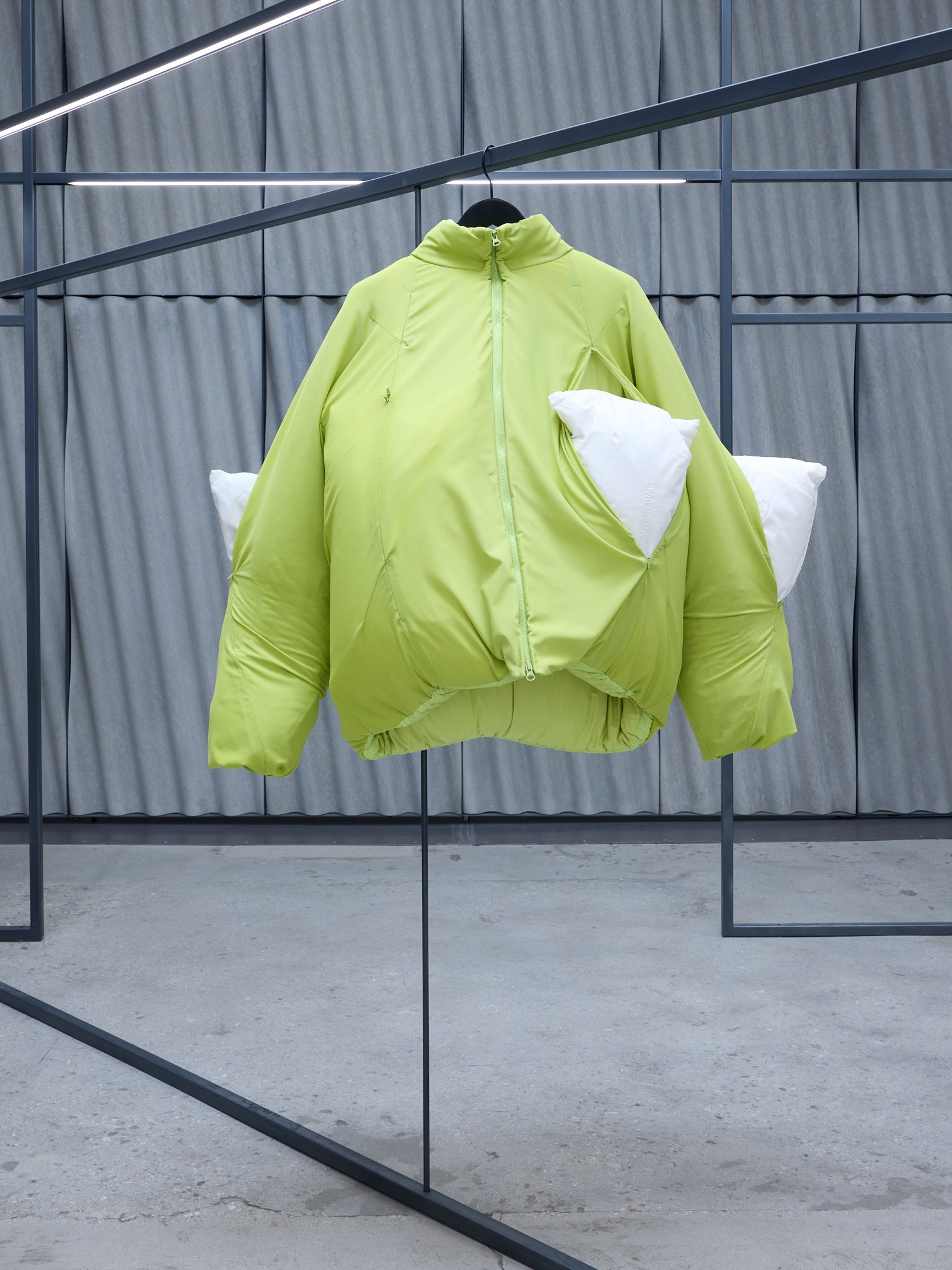 5.1 Left Down Jacket (ODLNG-NEON-GREEN)