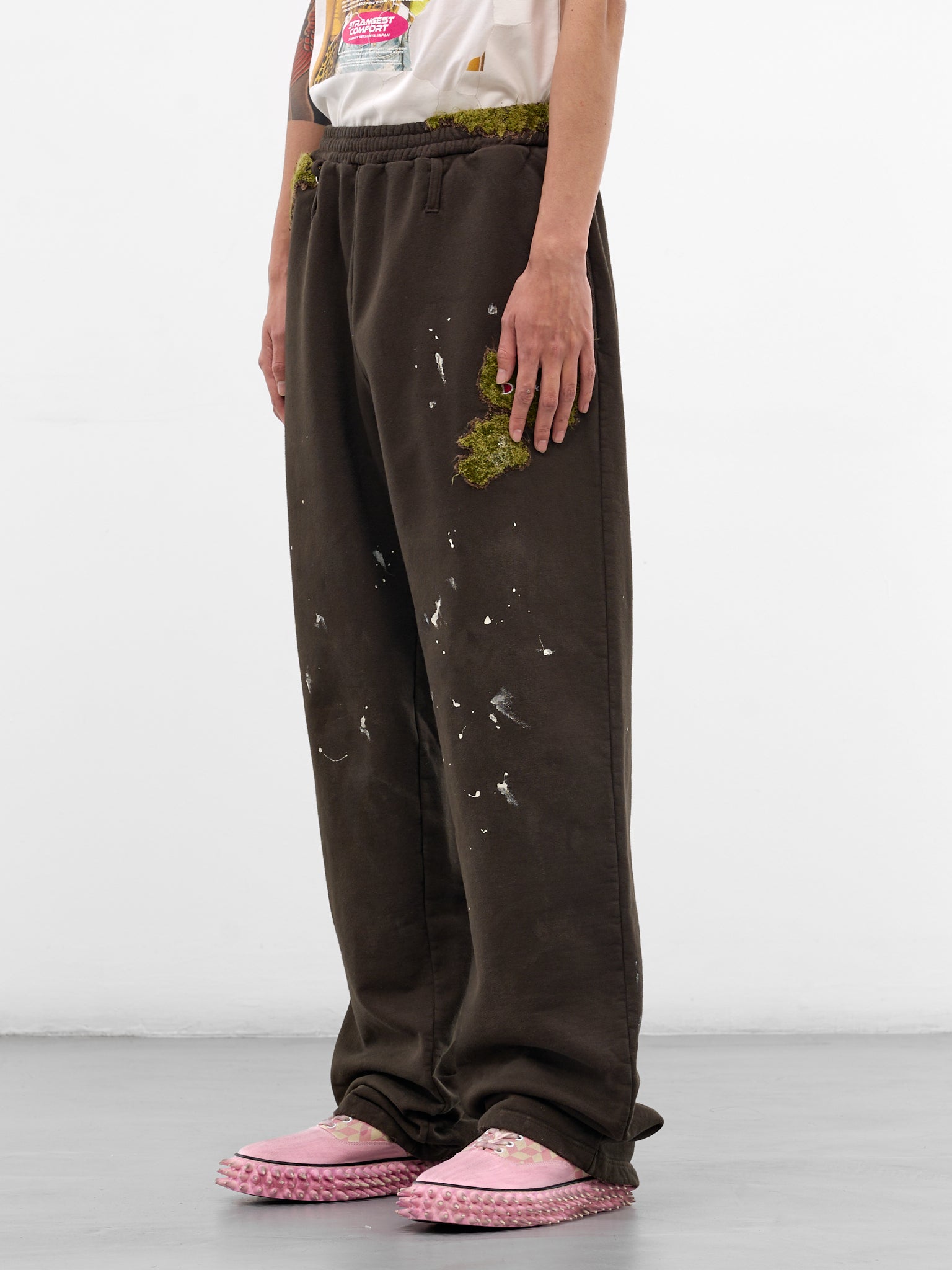 Brown Embroidery & Paint Cotton Sweatpants (37PT356-BROWN)
