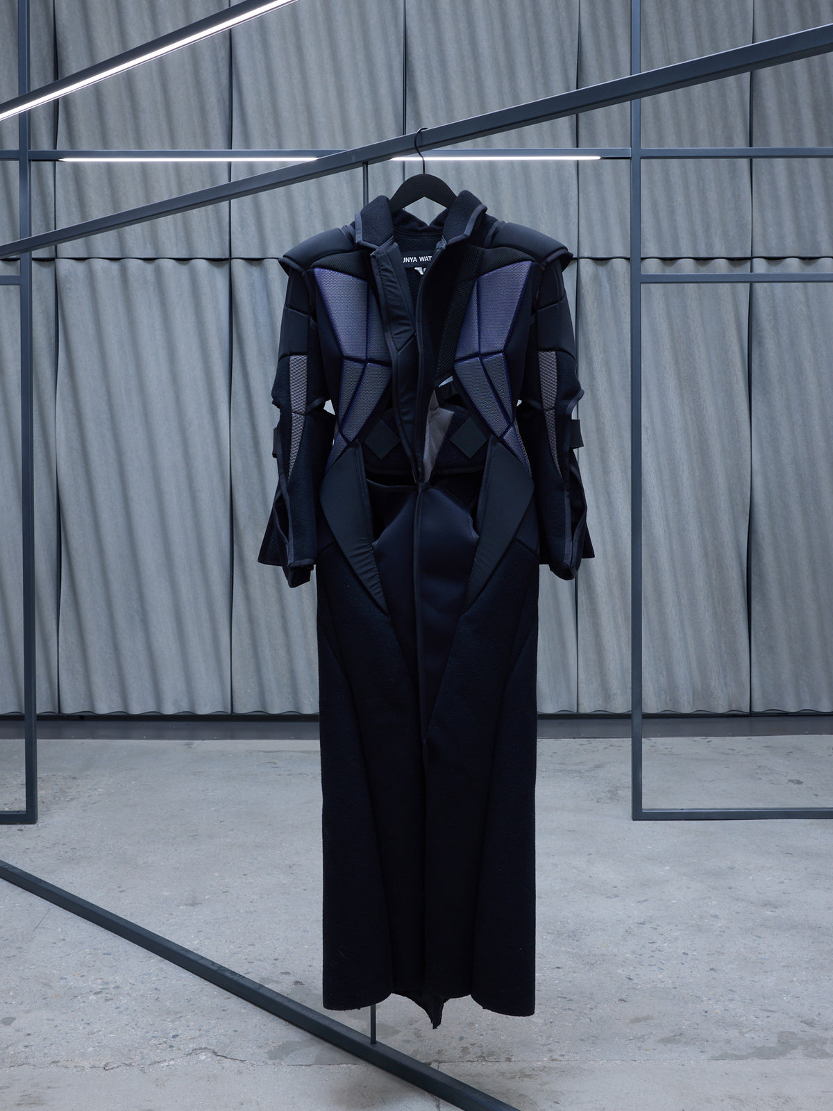 Padded Maxi Coat (JN-C016-051-BLACK-NAVY)