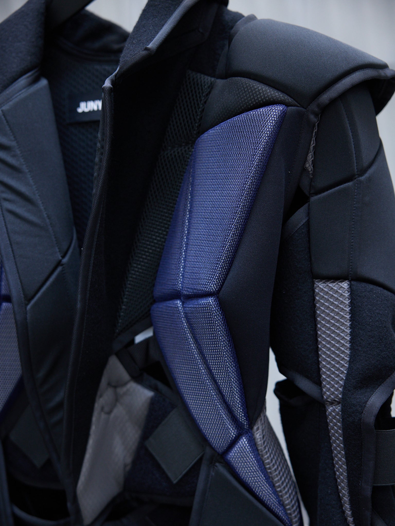 Padded Maxi Coat (JN-C016-051-BLACK-NAVY)