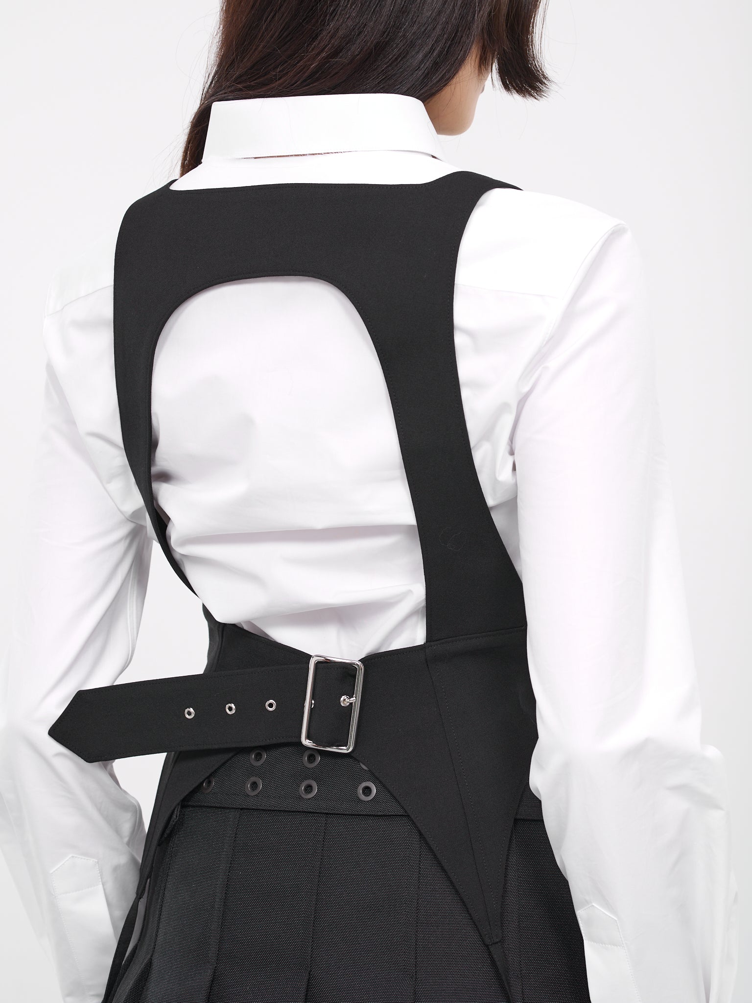 Buckled Gilet (3L-V007-051-BLACK)