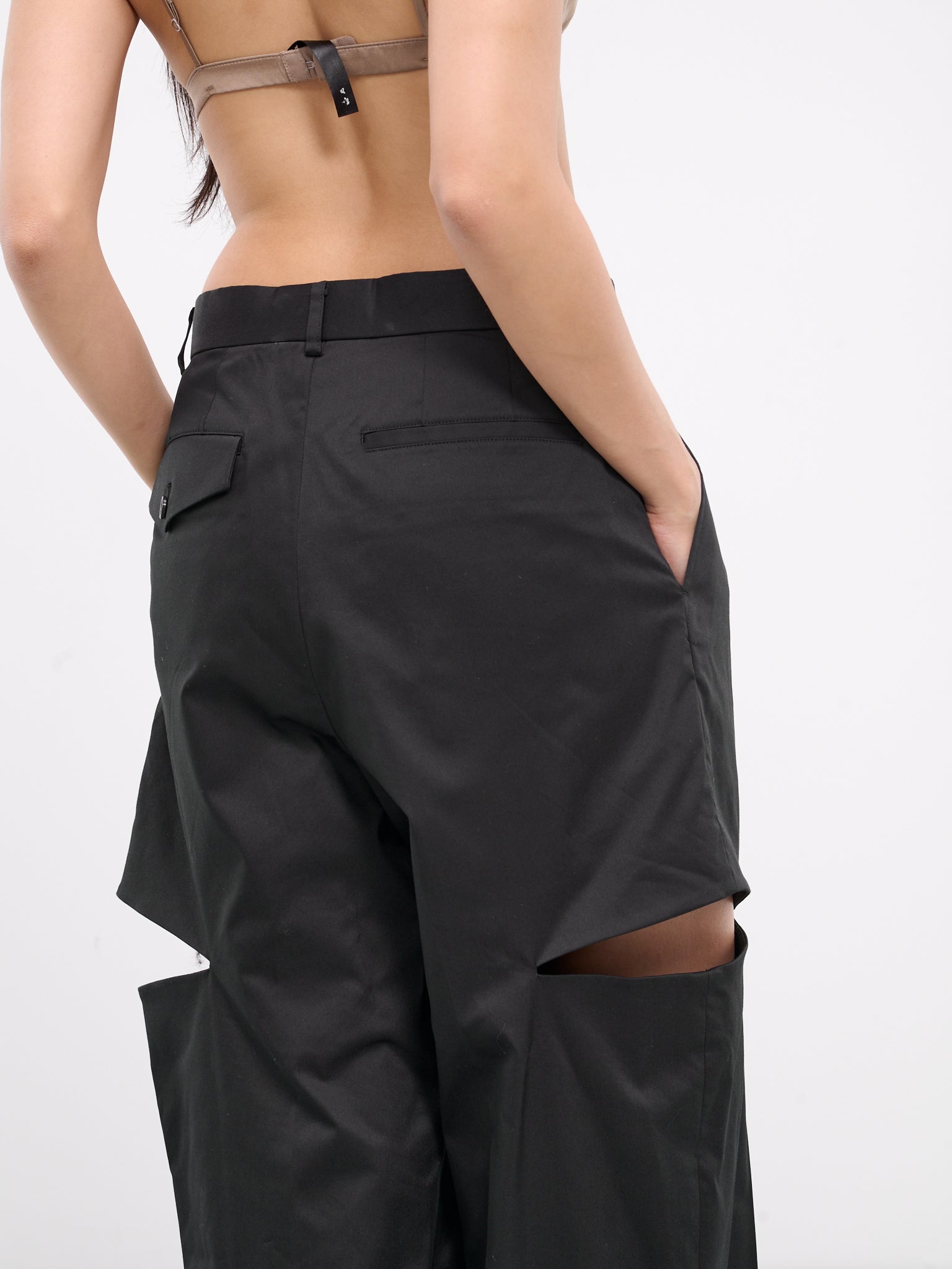 Cut-Out Trousers (3M-P006-051-BLACK)