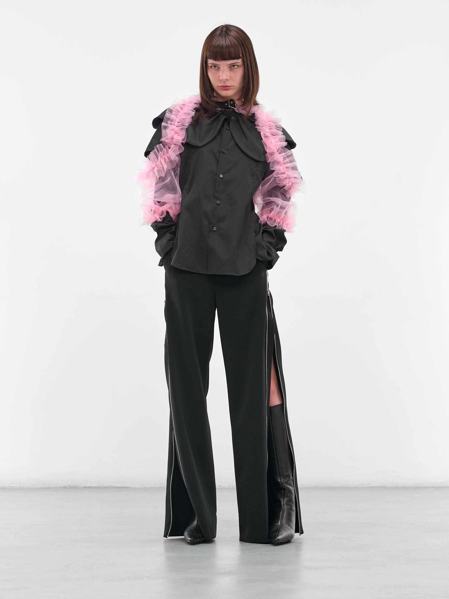 Black Petal Collar Button-Up Shirt (3P-B002-051-1-BLACK)