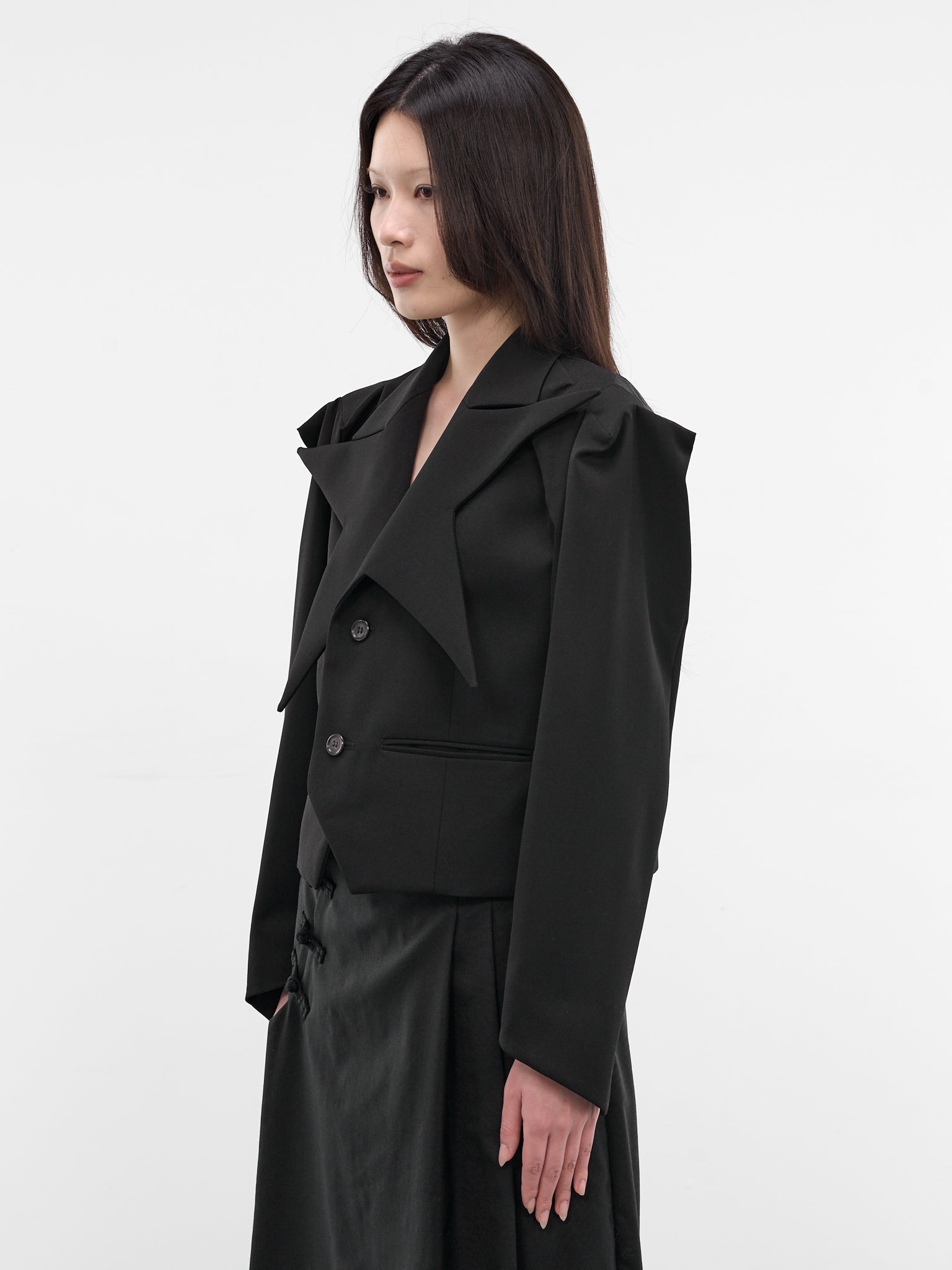 Black Star-Shaped Lapel Blazer (3Q-J003-S26-BLACK)