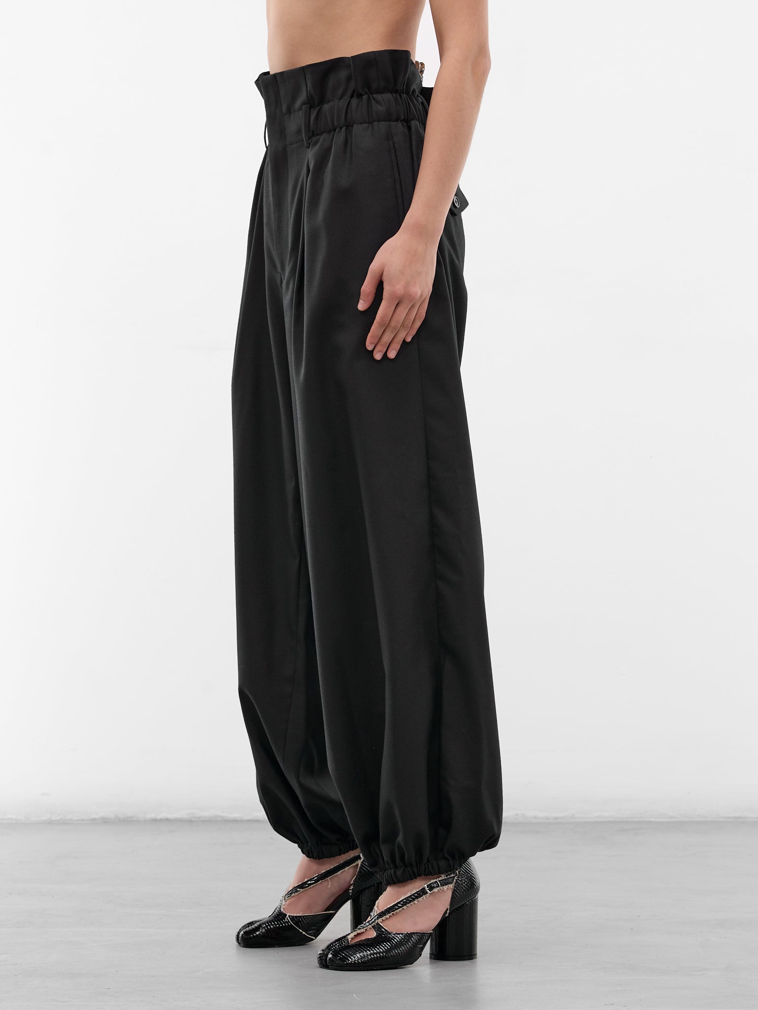 Black Wool Pleated Wide Trousers (3Q-P003-S26-BLACK)