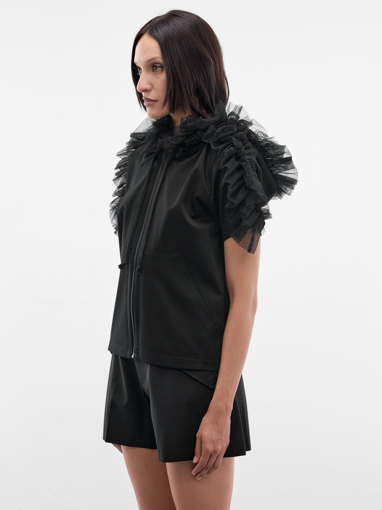 Ruffle Tulle Short Sleeve Hoodie (3Q-T015-S26-BLACK)