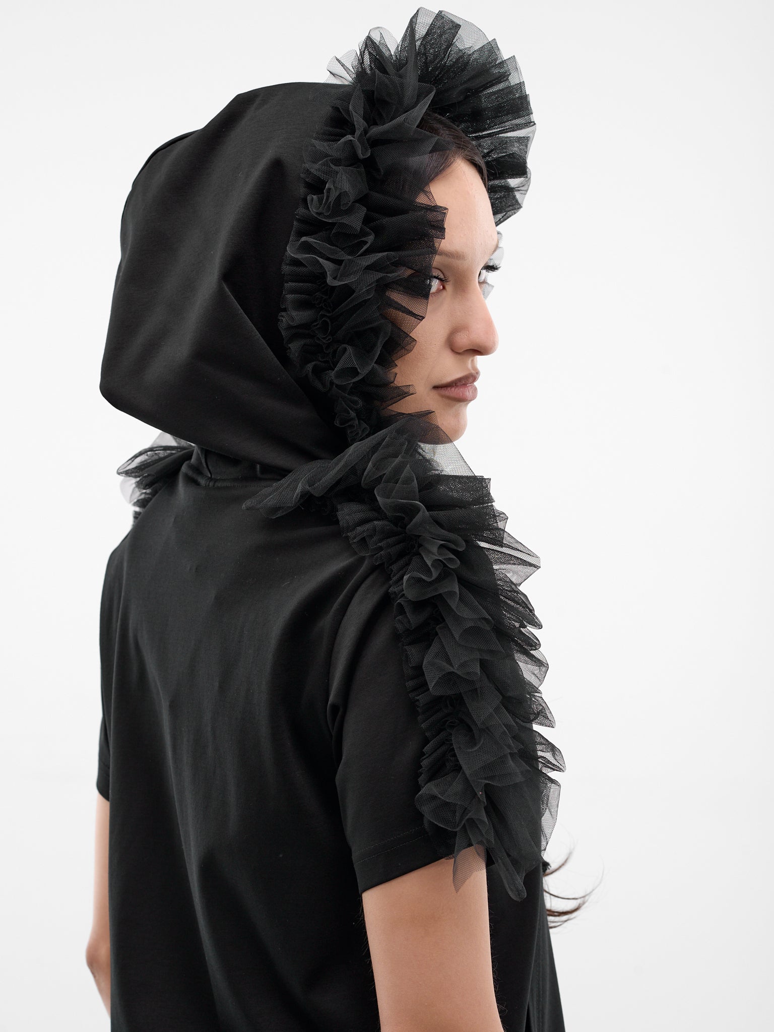 Ruffle Tulle Short Sleeve Hoodie (3Q-T015-S26-BLACK)