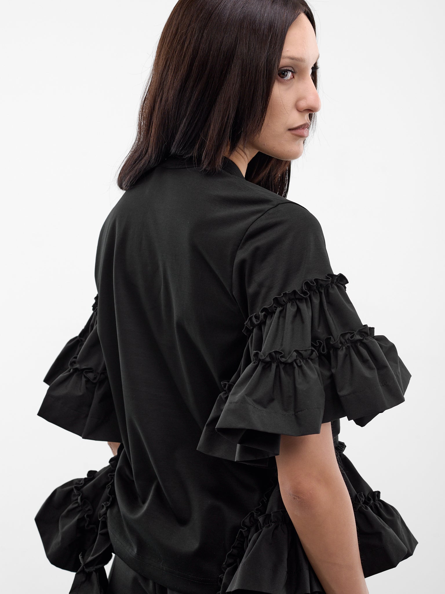 Black Ruffle Trim Tee (3Q-T017-S26-BLACK)