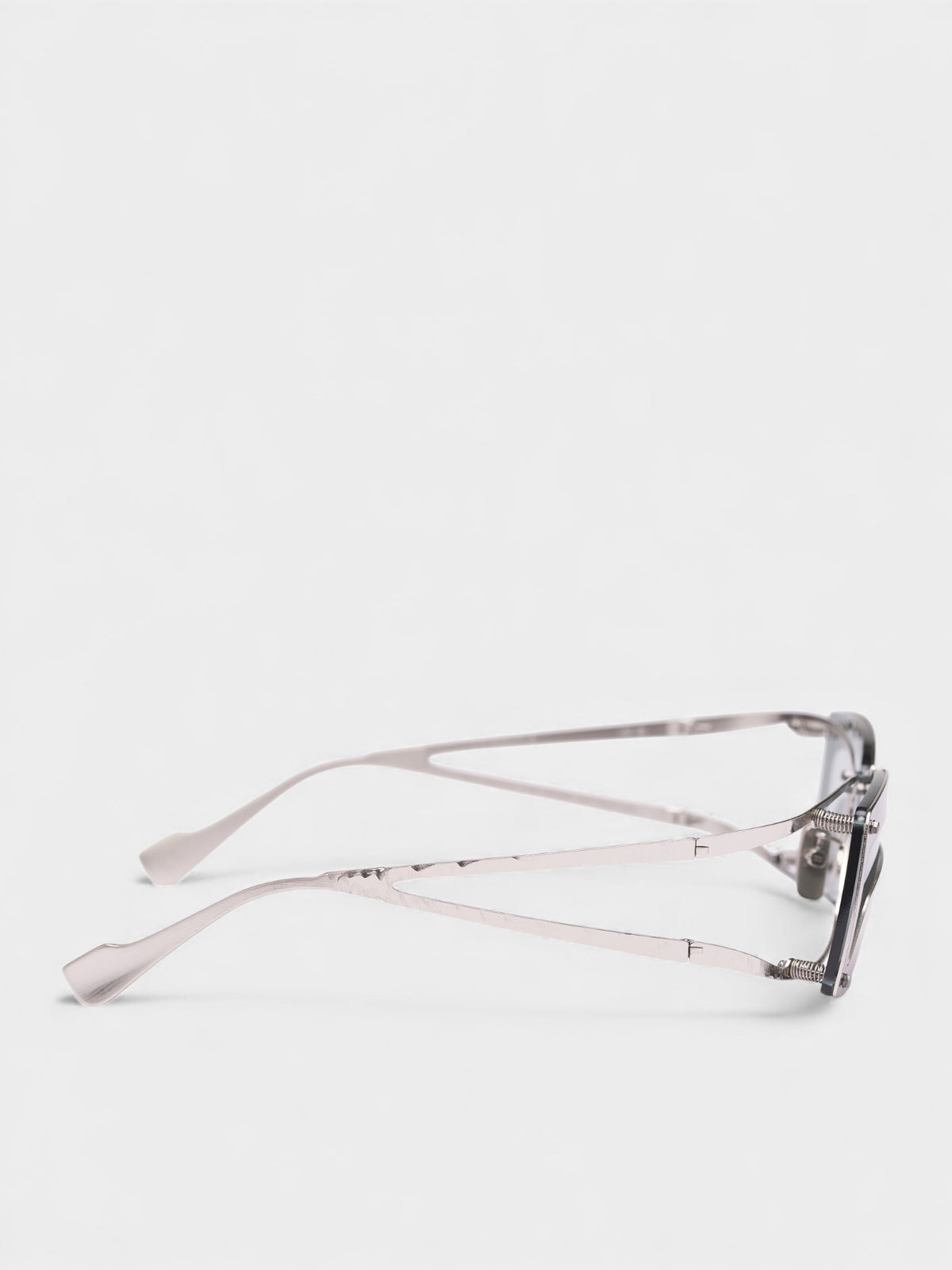 Metal Covered Cut-Out Rectangular Sunglasses (KRAI50SI0000004E-GREEN)