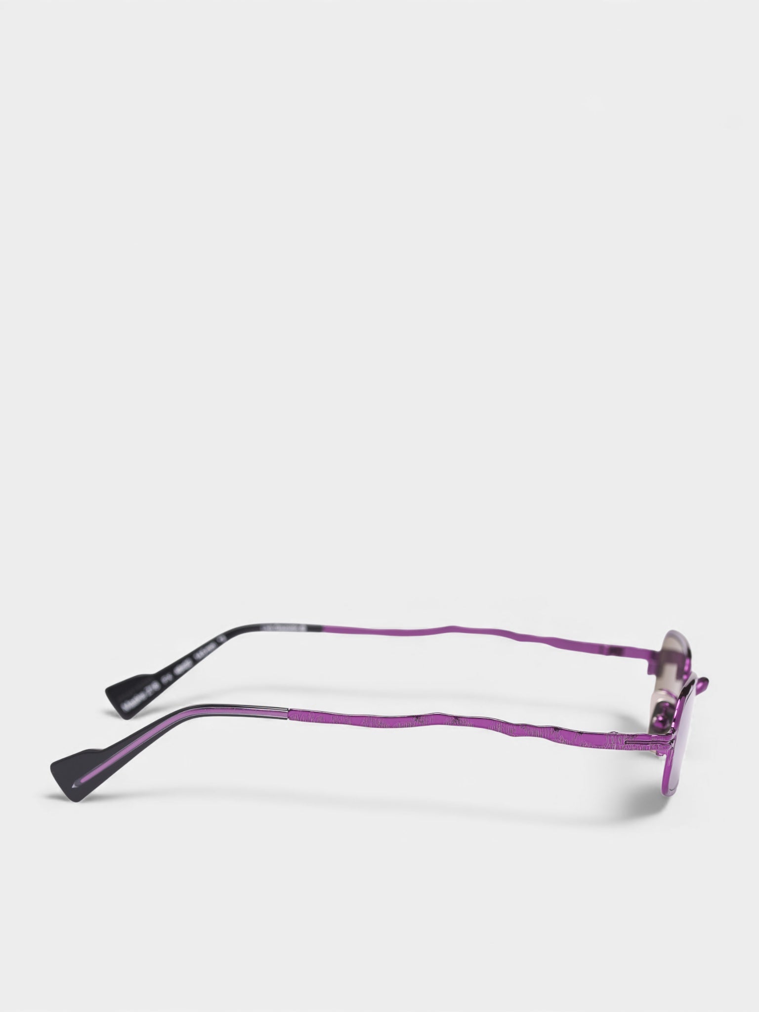 Z18 Red Rectangular Metal Sunglasses (KRSZ18FX000000FE-GREEN)