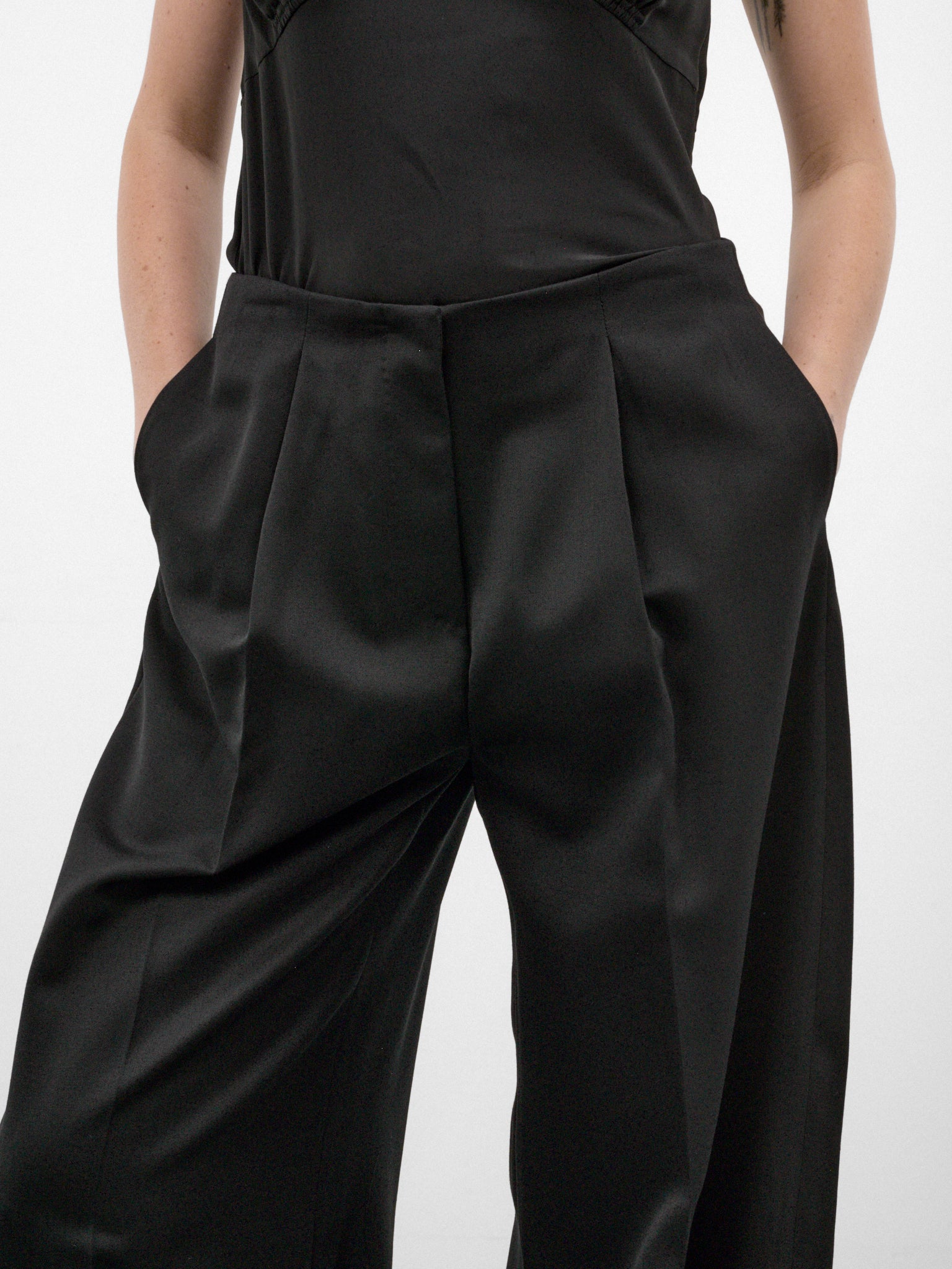 Black Pleated Bow Trousers (4214E-1217-BLACK)
