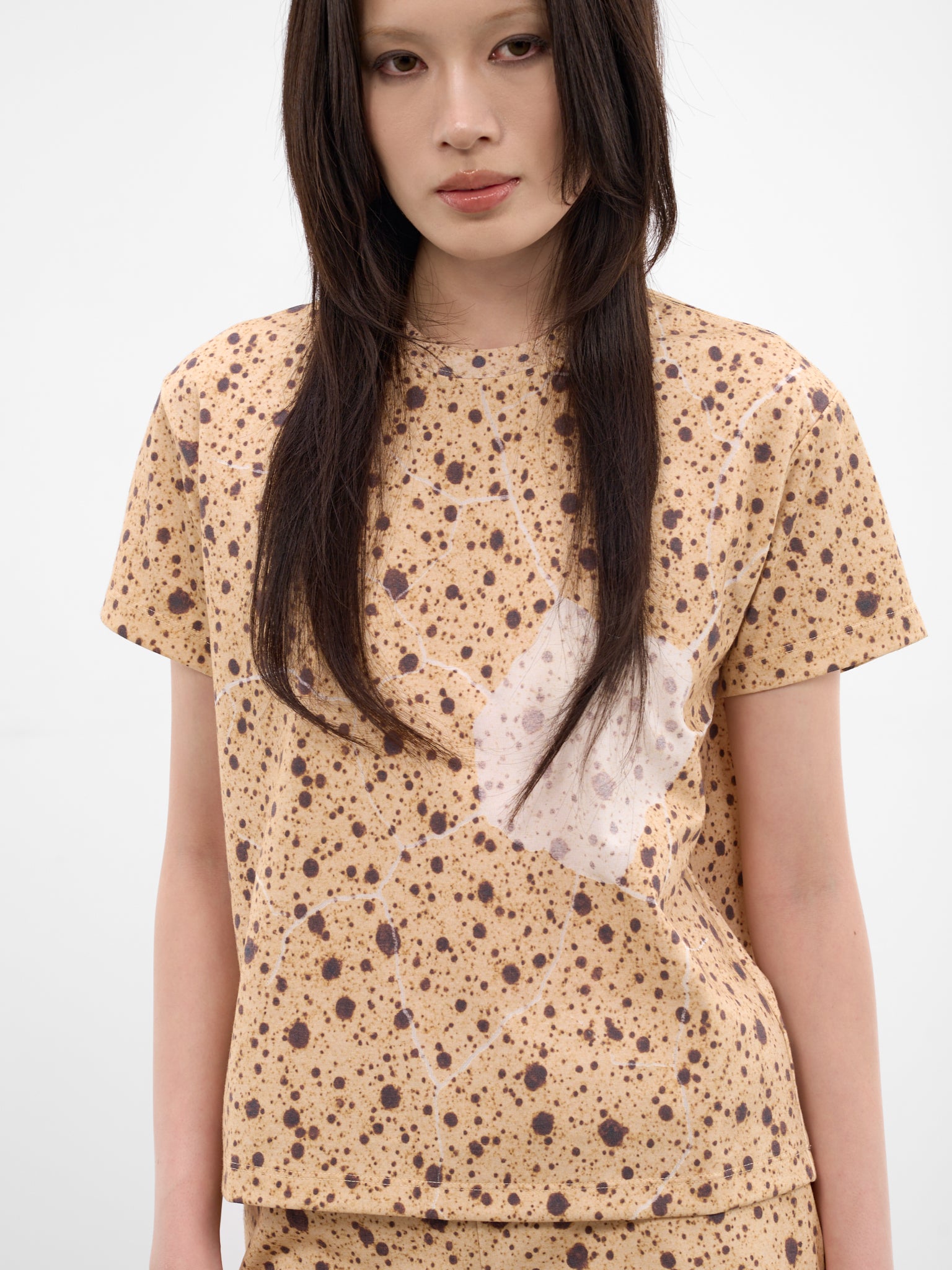 Cracked Quali Egg Print Tee (43CS437-QUAIL)