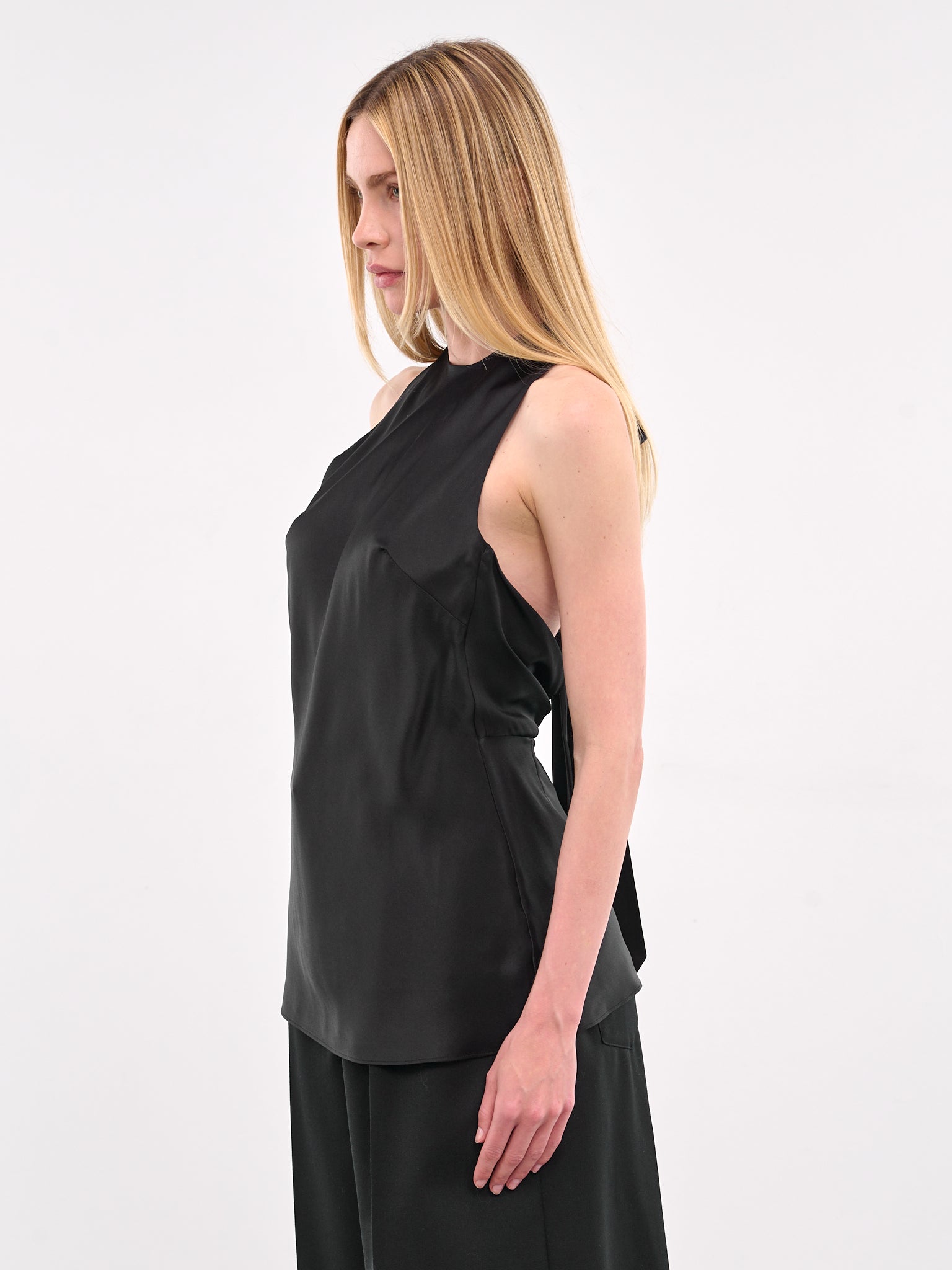 Bow Halter Top (5336-1251-BLACK)