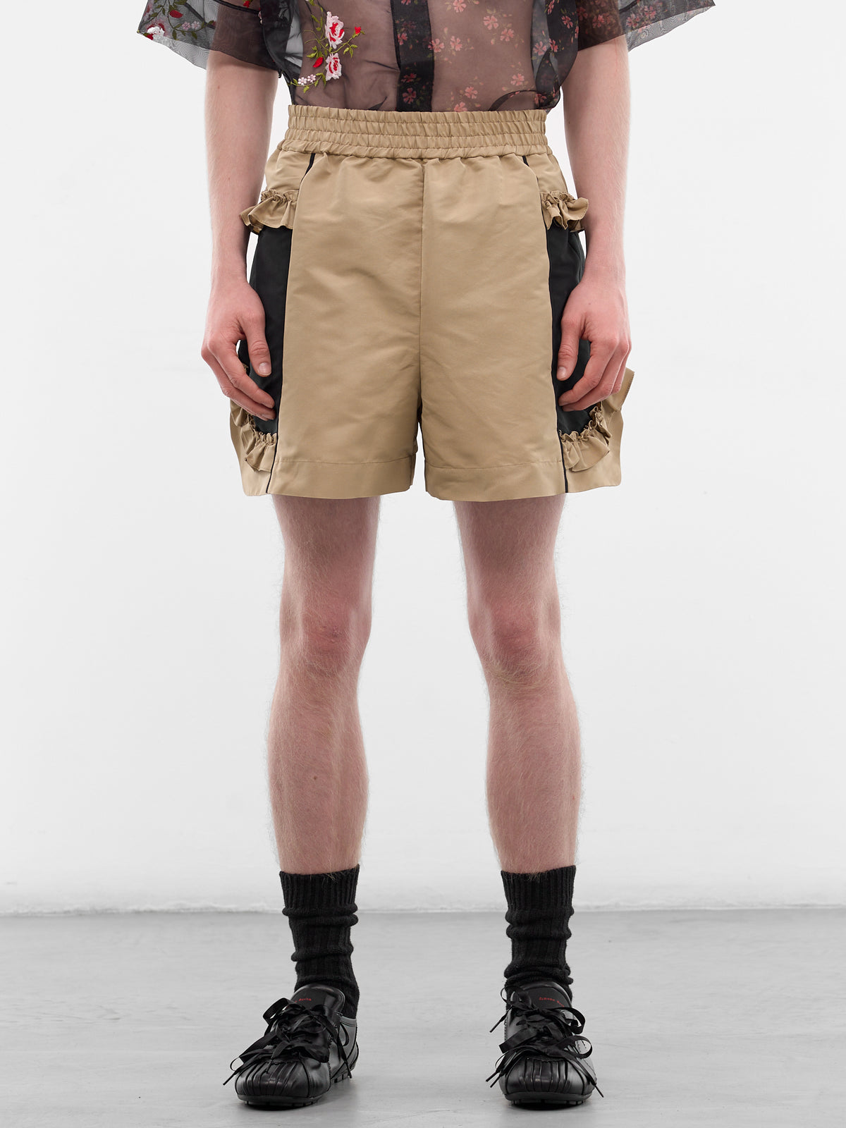 Two-Tone Ruffled Frill Shorts (4184-1292-TOFFEE-BLACK)