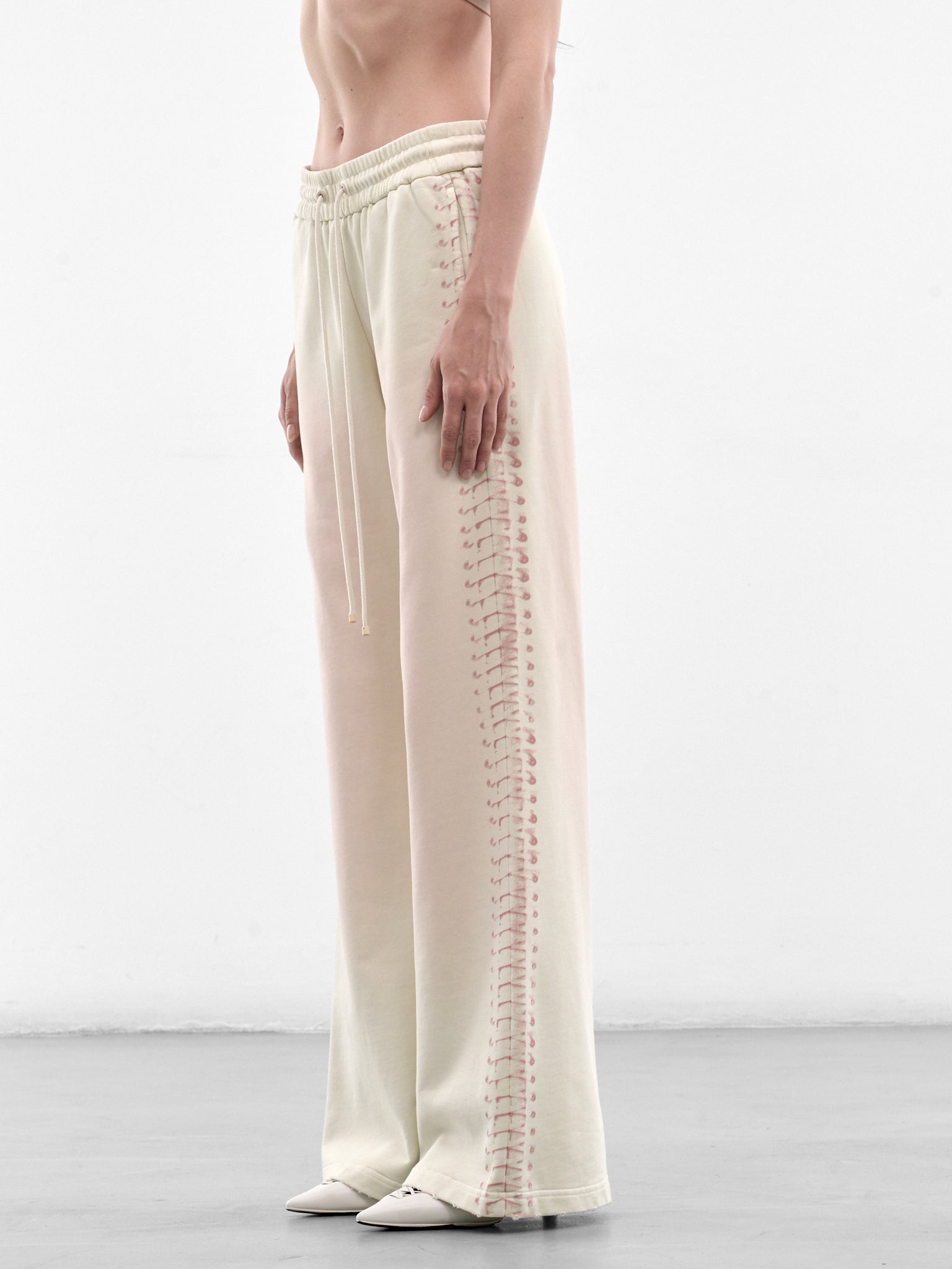 Ivory Trompe L'oeil Lacing Sweatpants (6M1PJ41800-IVORY)