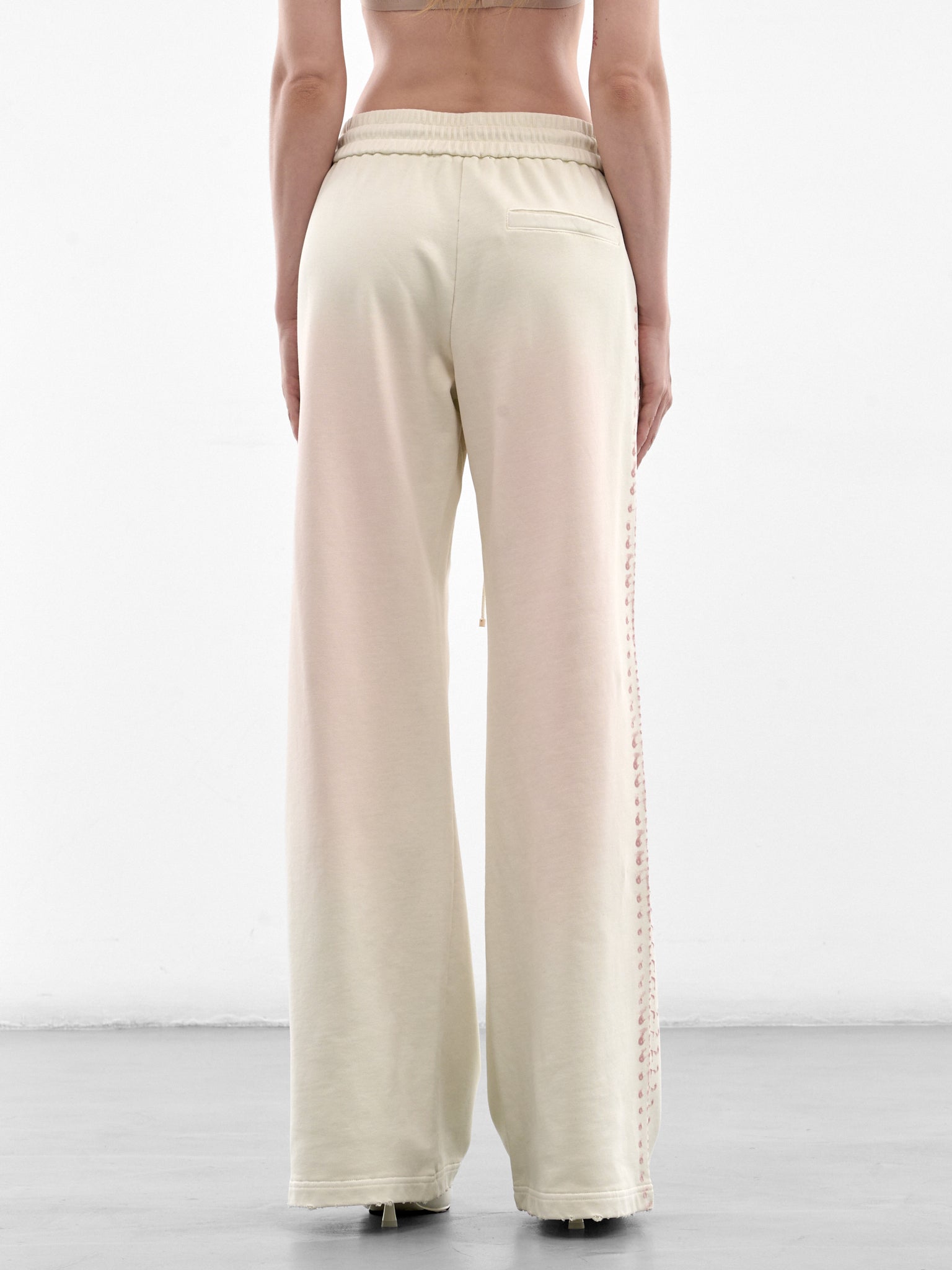 Ivory Trompe L'oeil Lacing Sweatpants (6M1PJ41800-IVORY)
