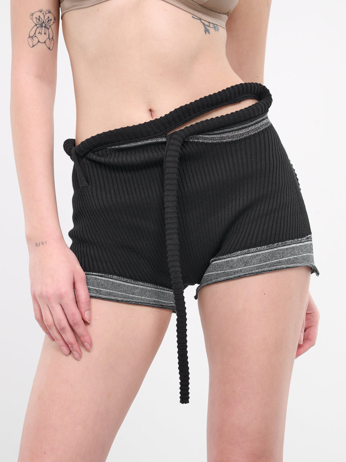 Fringe Knit Shorts (708502-BLACK)