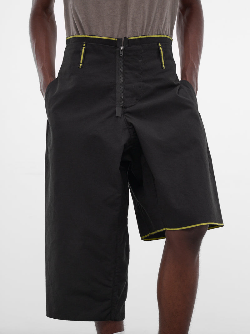 Asymmetric Contrast Trim Shorts (7OY-PANT-BLACK)