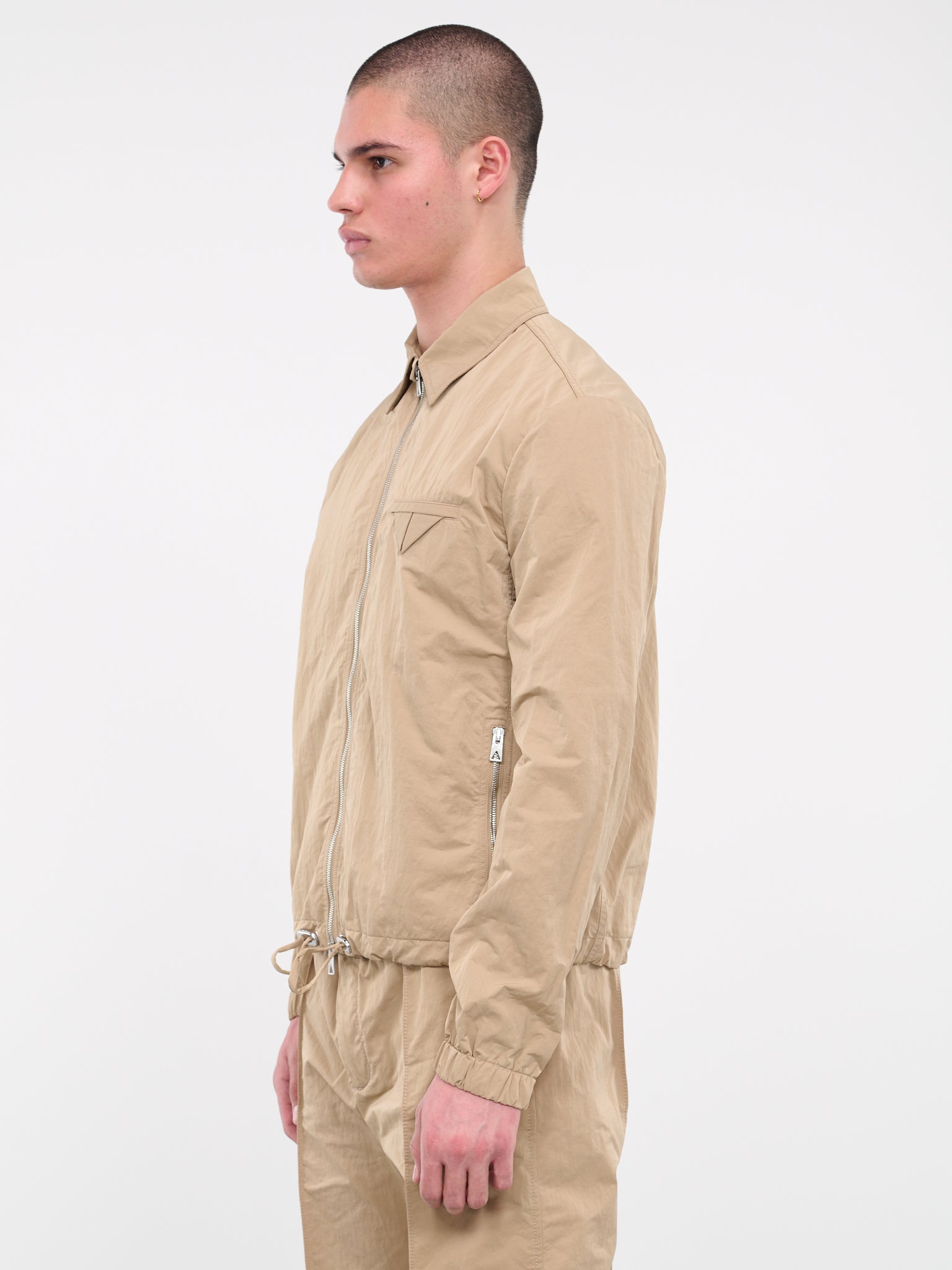 Tech Nylon Jacket (728167VF4K0-9640-SESAME)