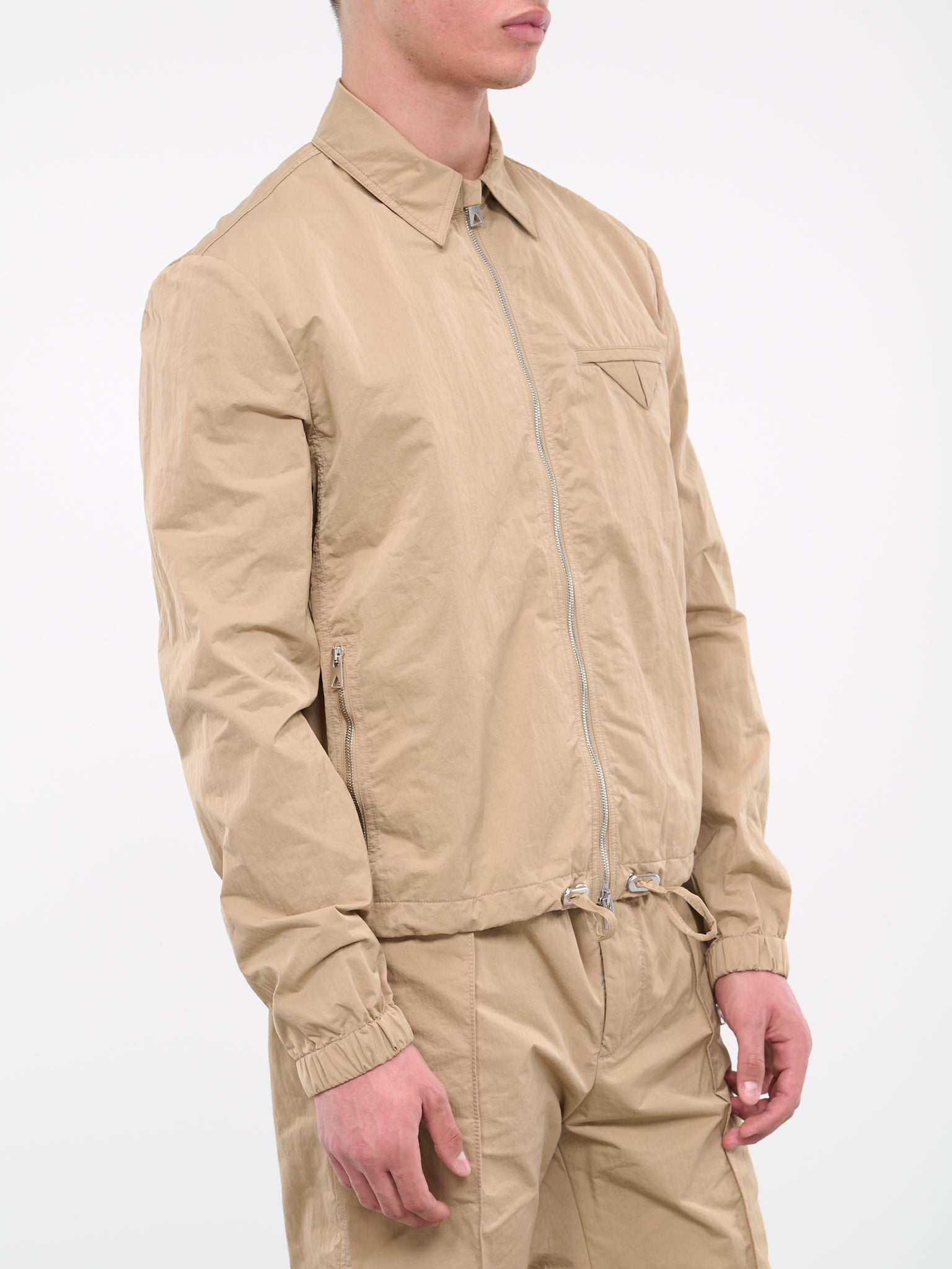 Tech Nylon Jacket (728167VF4K0-9640-SESAME)