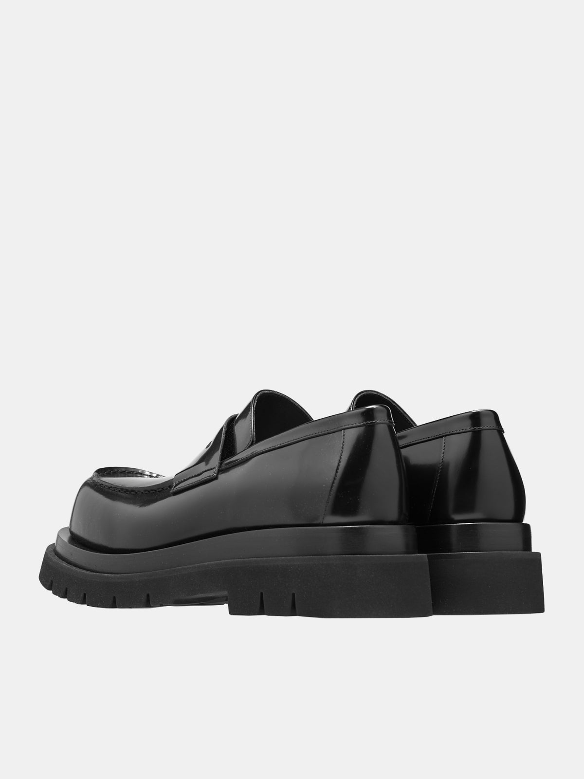 Lug Loafers (730222V28R0-1000-BLACK)