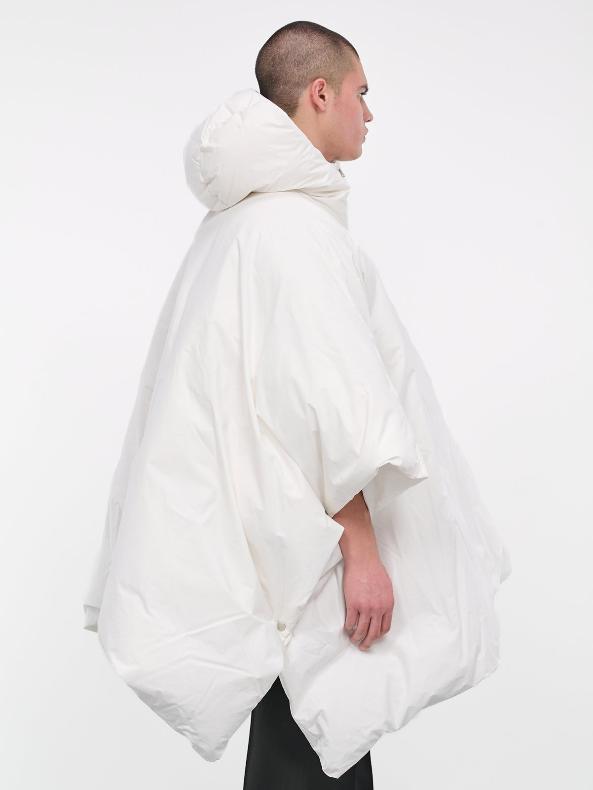 Frosted Padded Cape (751551V1LE0-9071-CHALK)