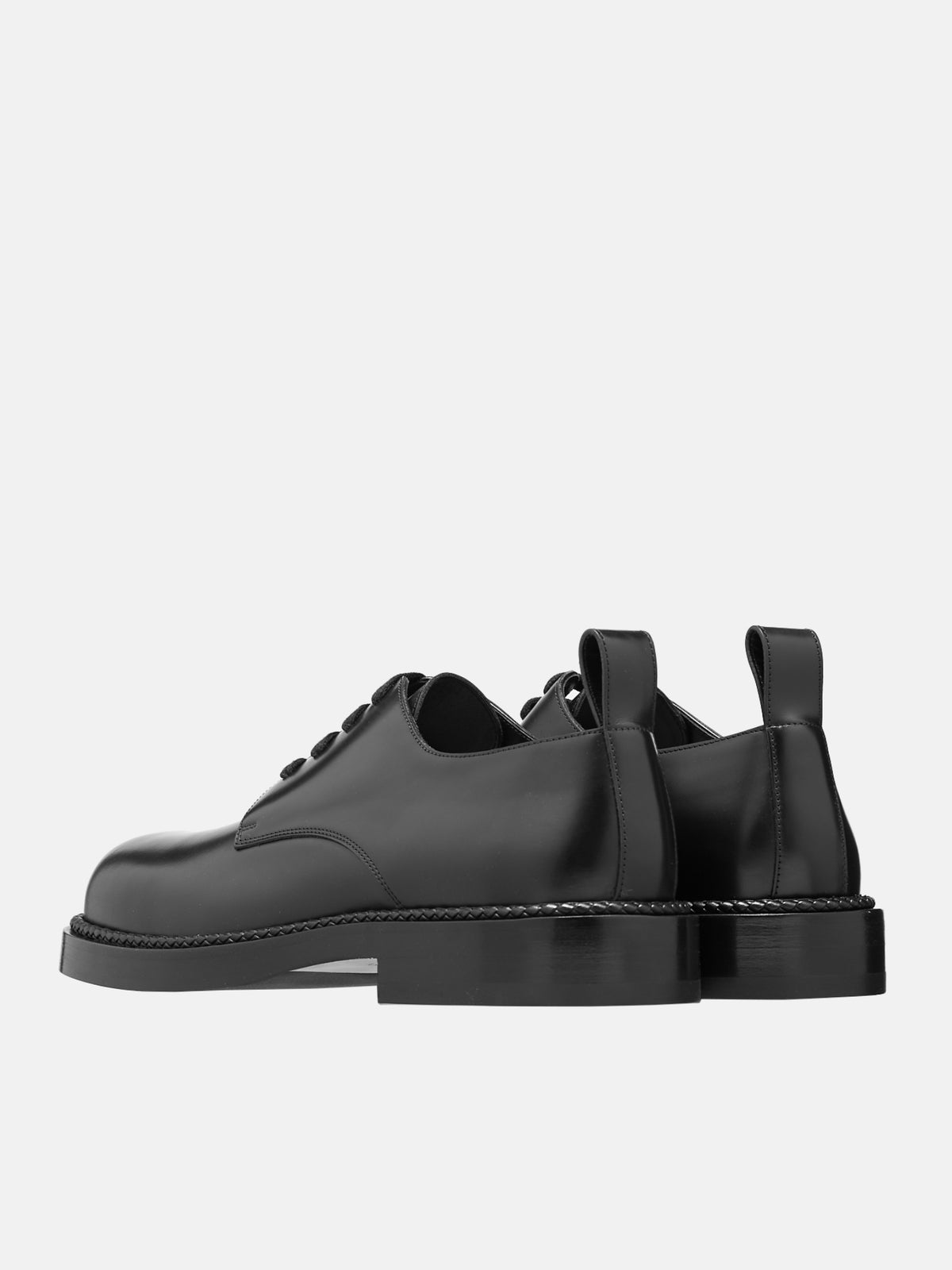 Strut Shoes (754565V2WX0-1000-BLACK)