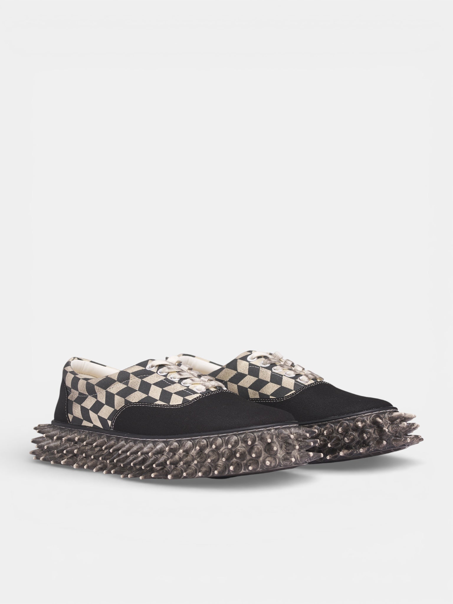 Black Checkerboard Spiked Skate Sneakers (76FT68-BLACK)