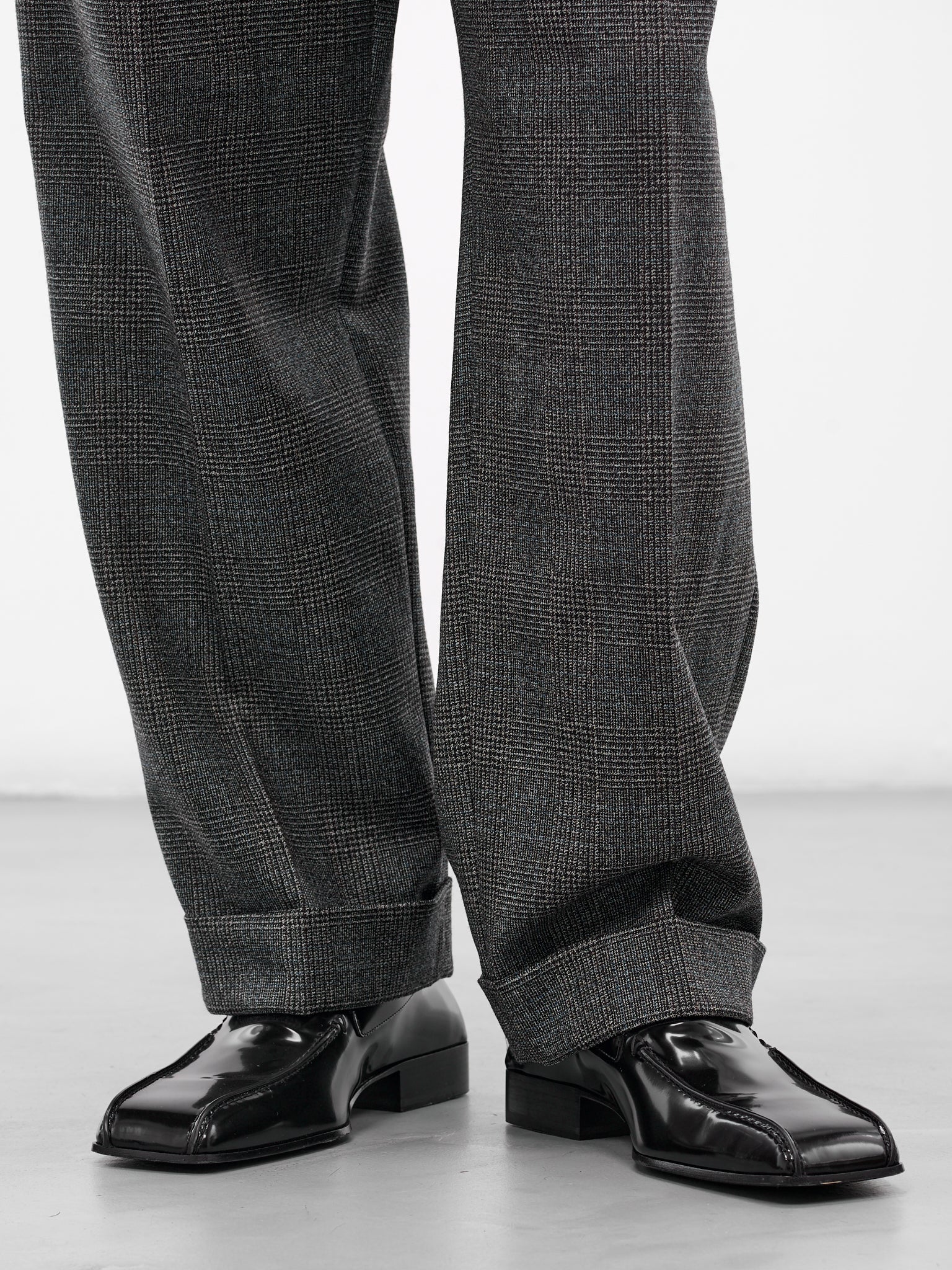 Gray Prince Of Wales Trousers (830115V5P60-1071-BLACK-CHALK-B)