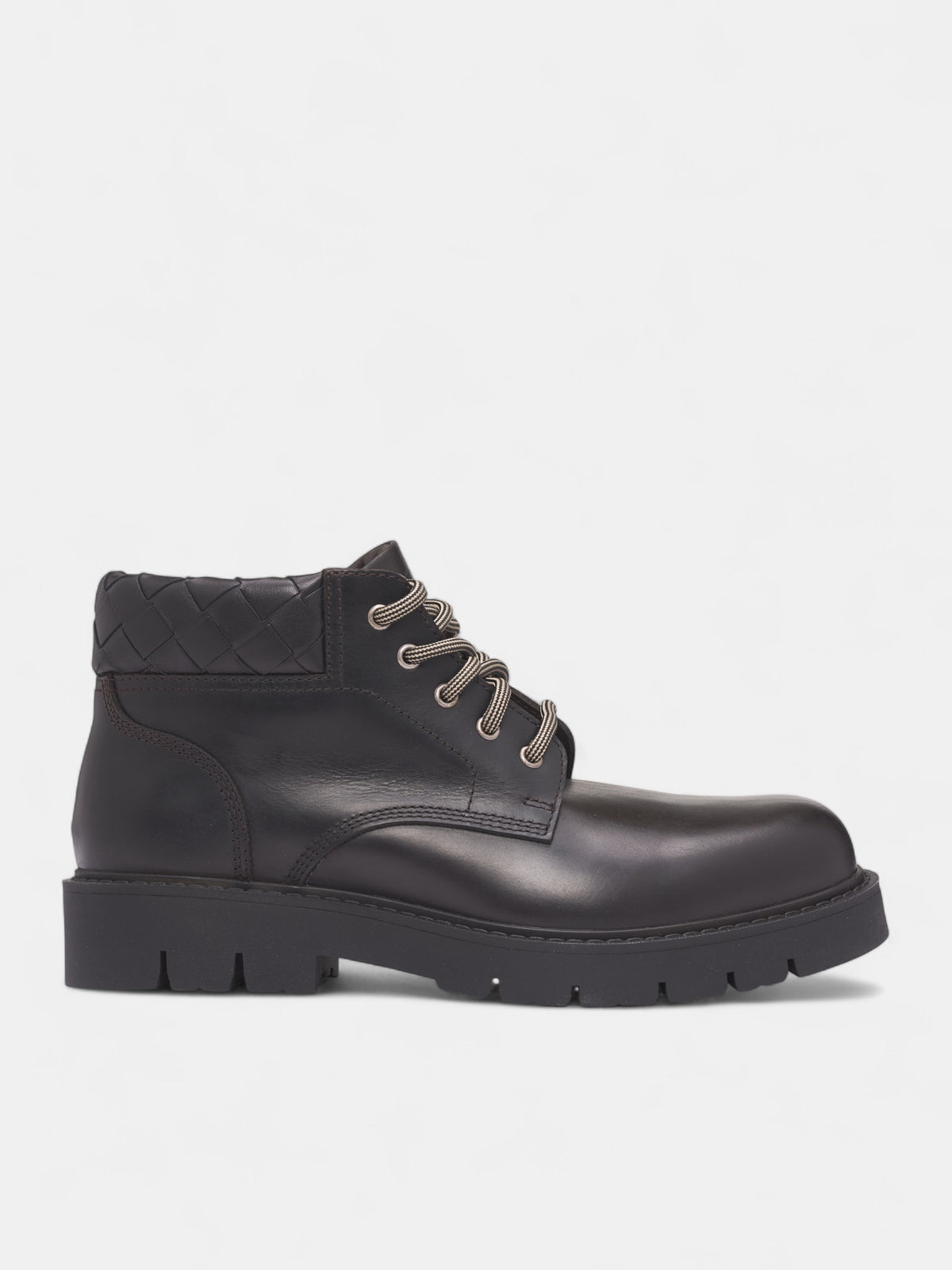 Black Intrecciato Collar Lugged Boots (841489-V2WT1-2117-FONDANT-BLAC)